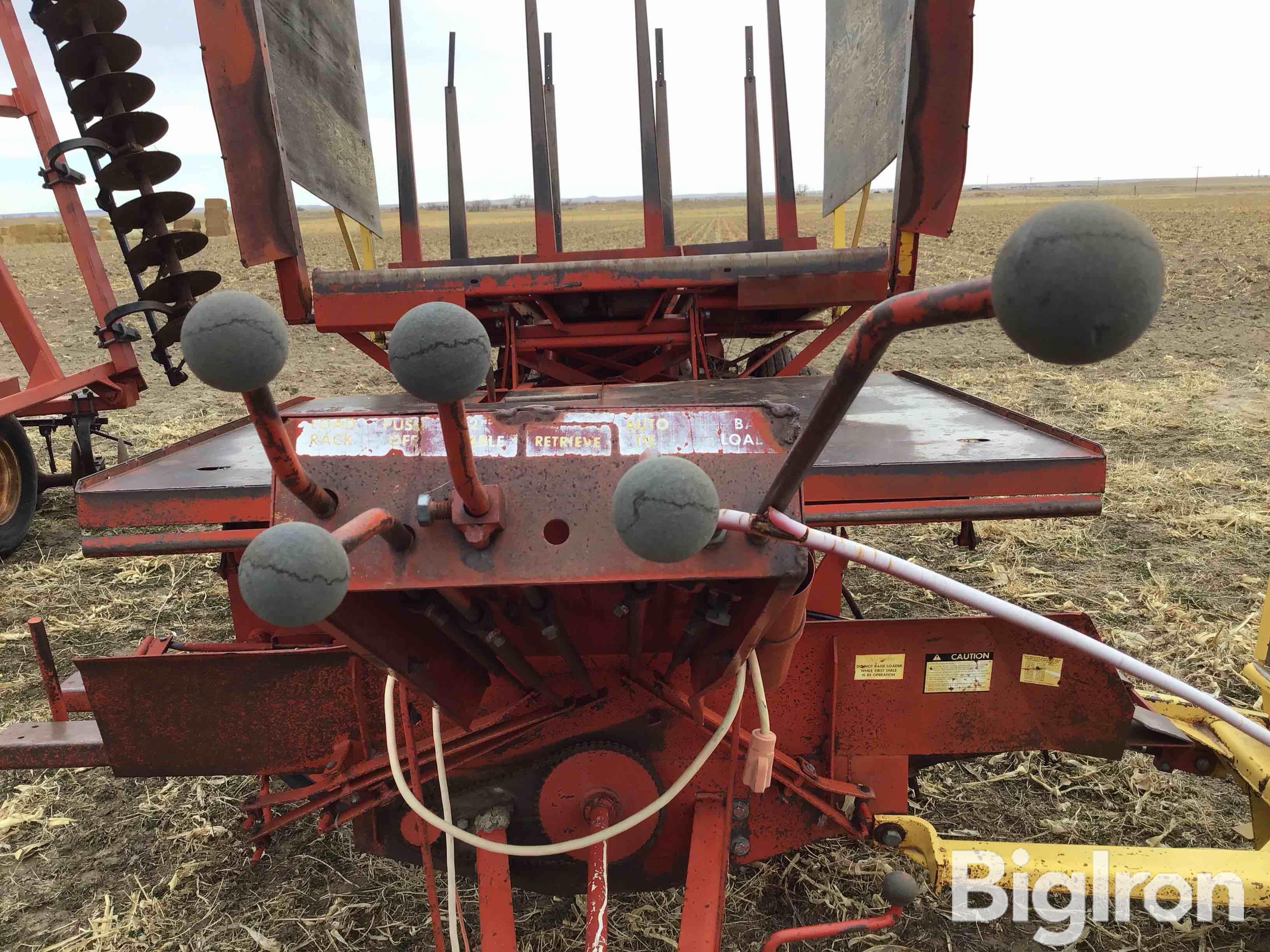 New Holland 1032 Stack Wagon BigIron Auctions