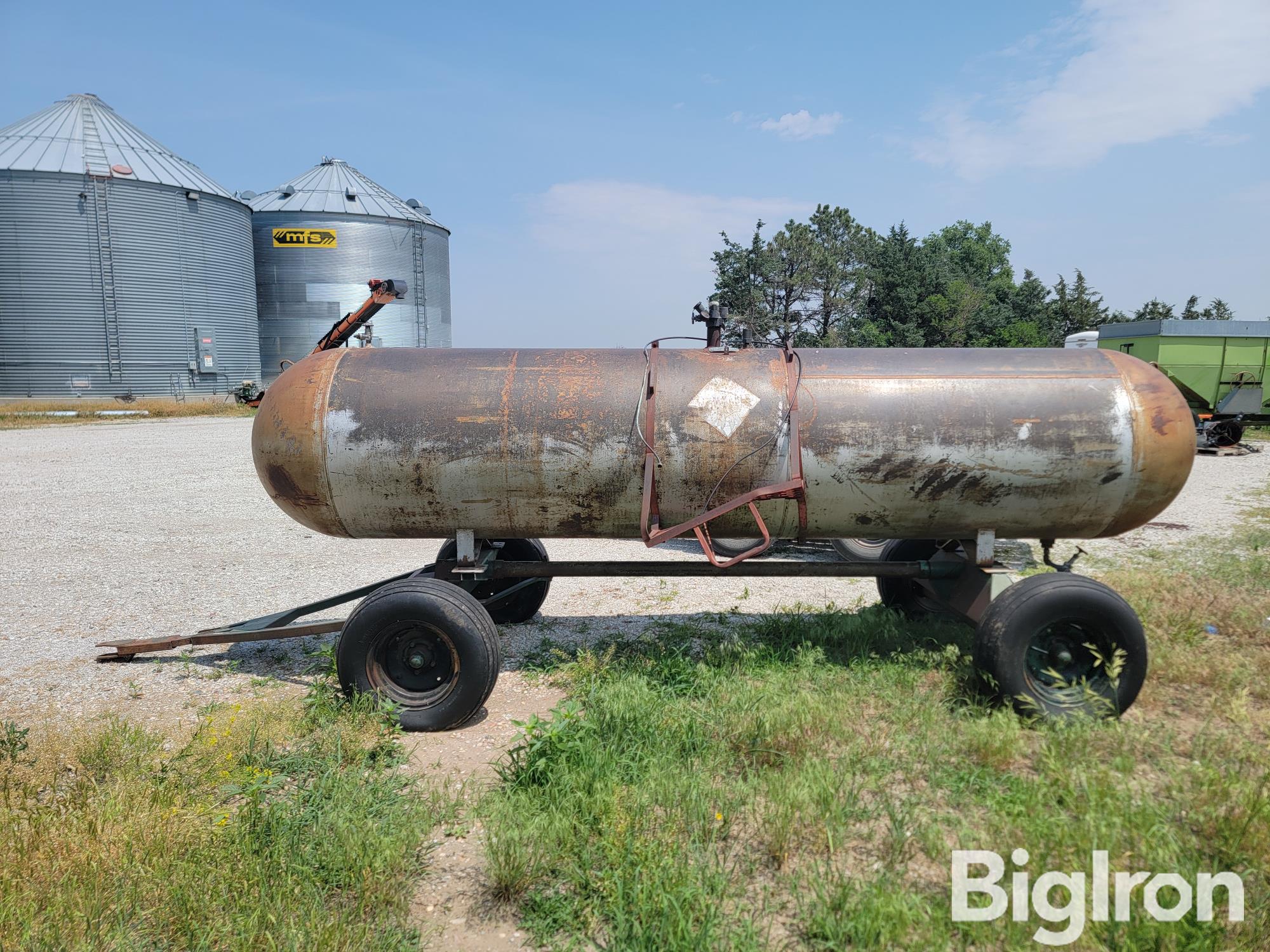 1000 Gallon Propane Tank On Running Gear BigIron Auctions