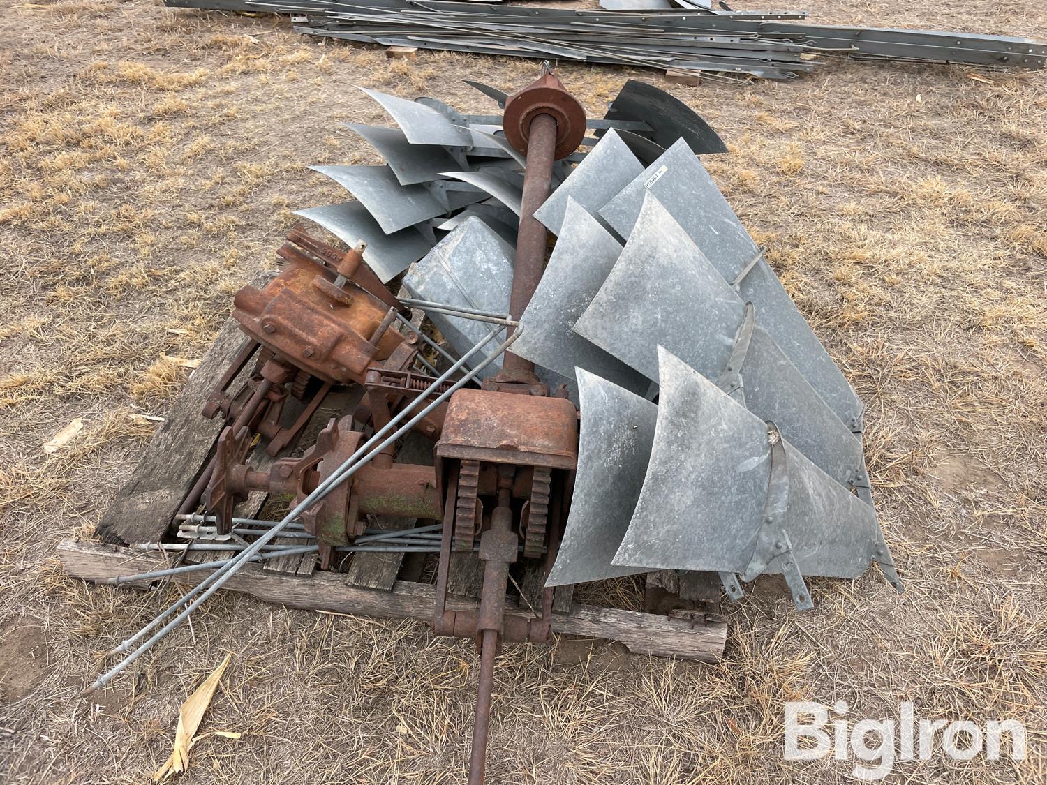 Dempster & Aeromotor 8’ Windmill Heads BigIron Auctions