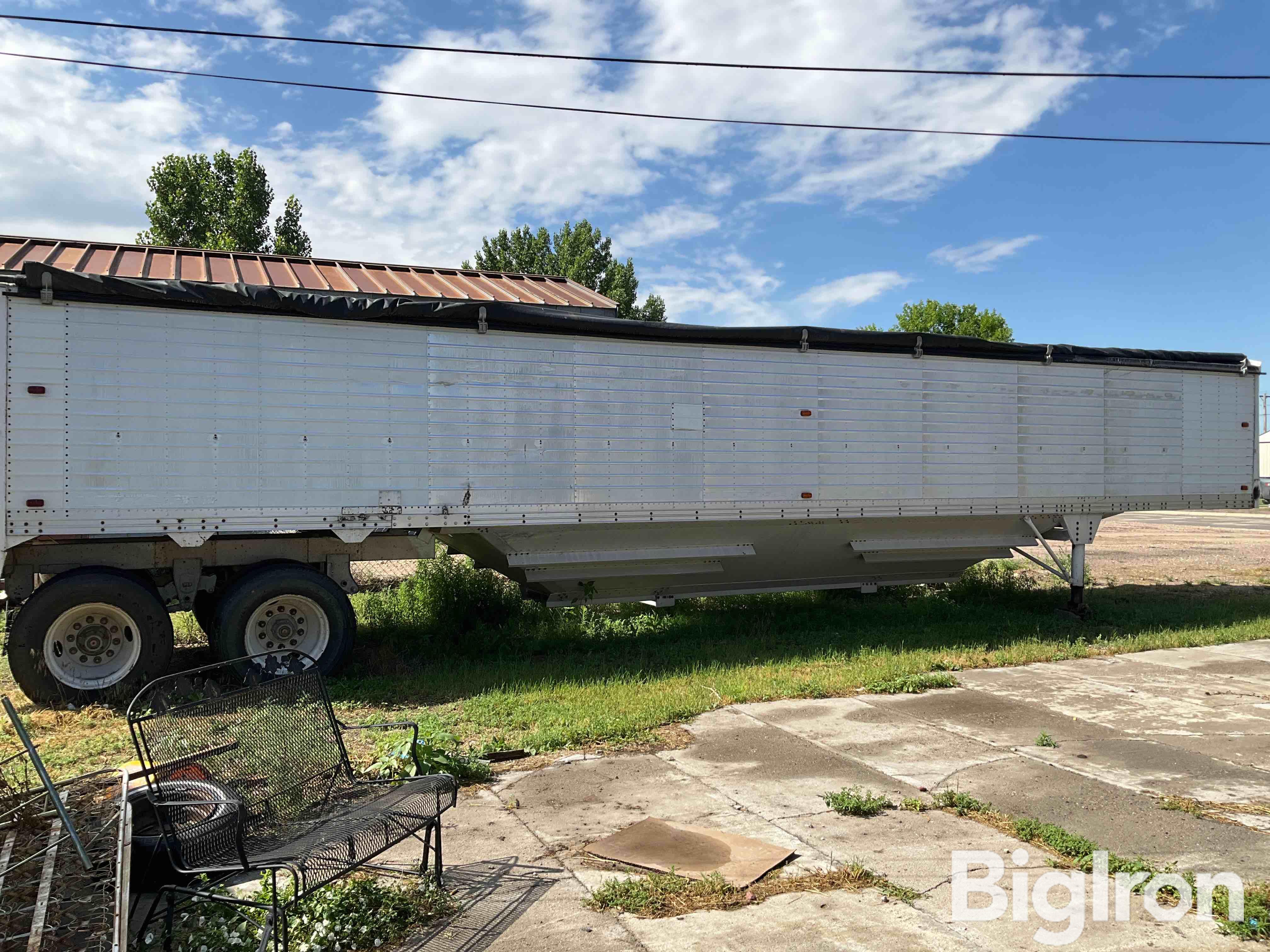 Timpte Hopper Bottom T A Grain Trailer Bigiron Auctions