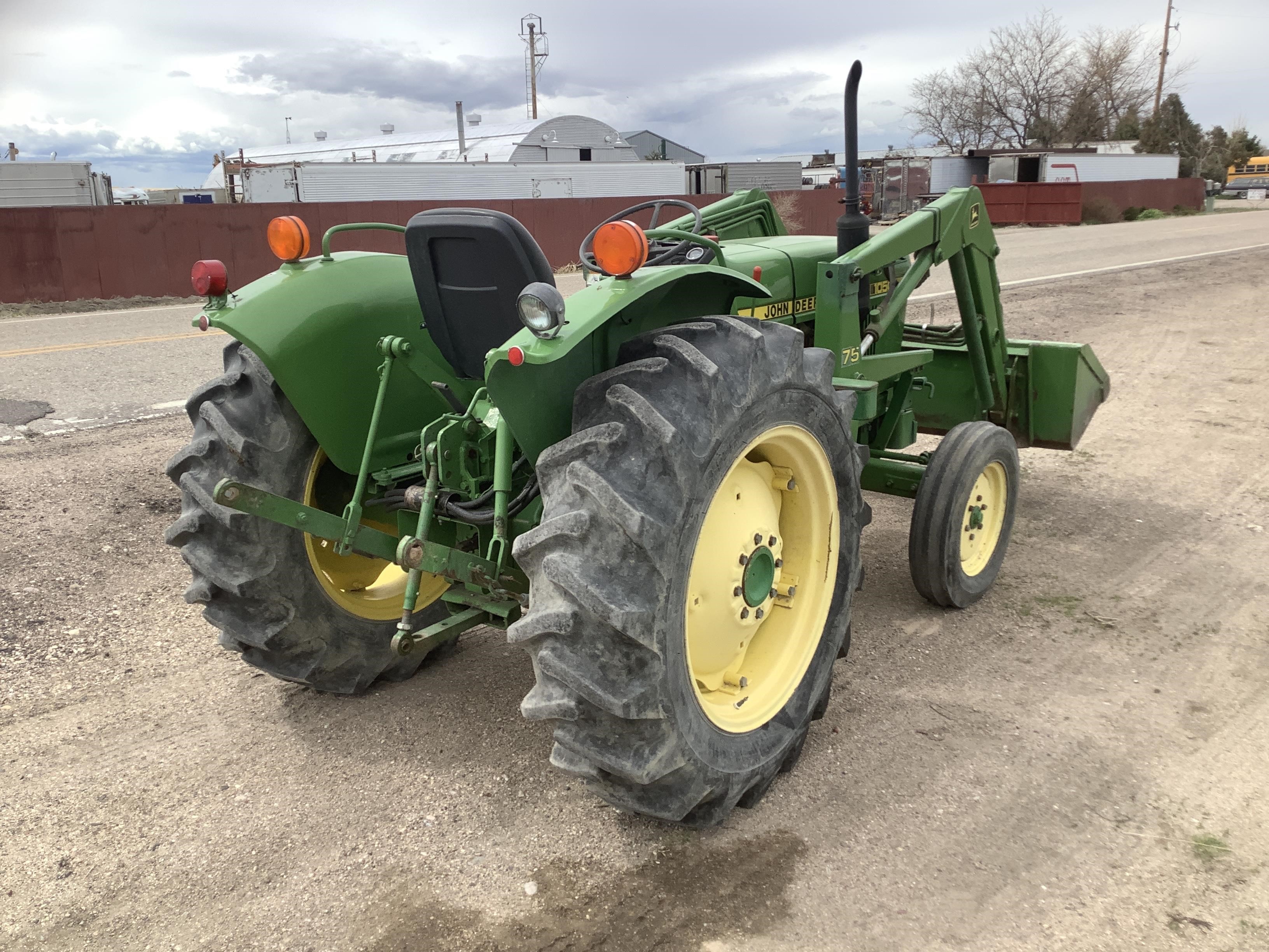 1983 John Deere 1050 2wd Tractor Wloader Bigiron Auctions 5379