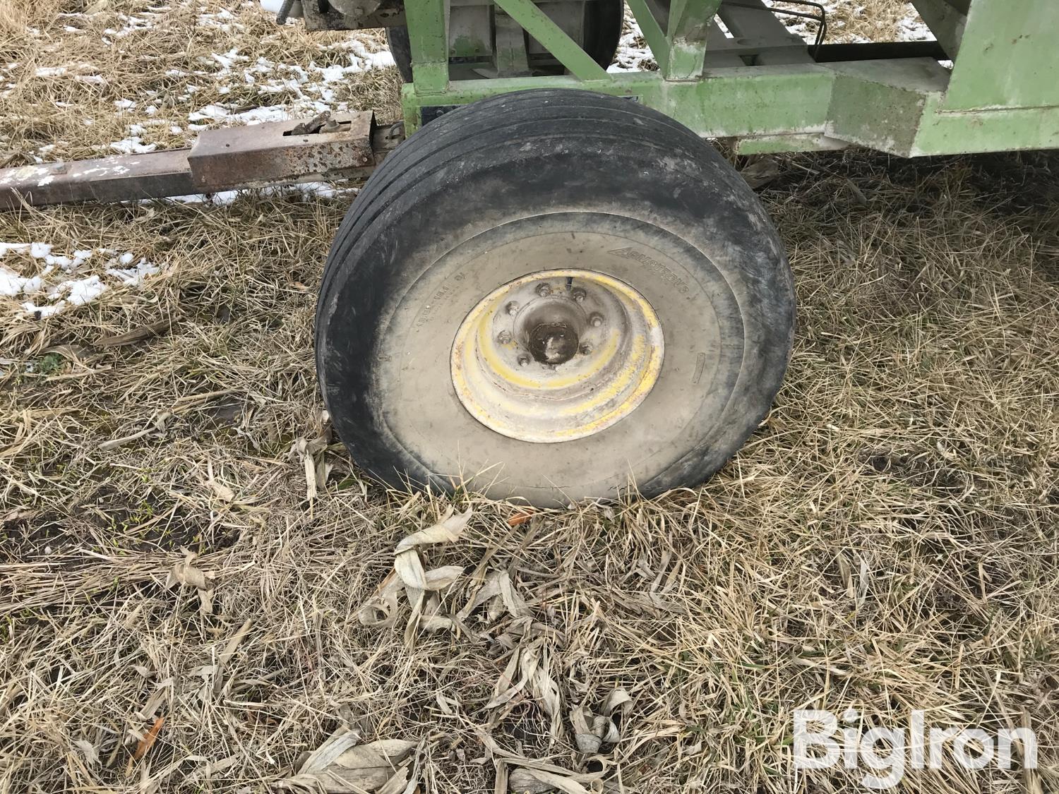 Parker 6600 Center Dump Gravity Wagon BigIron Auctions