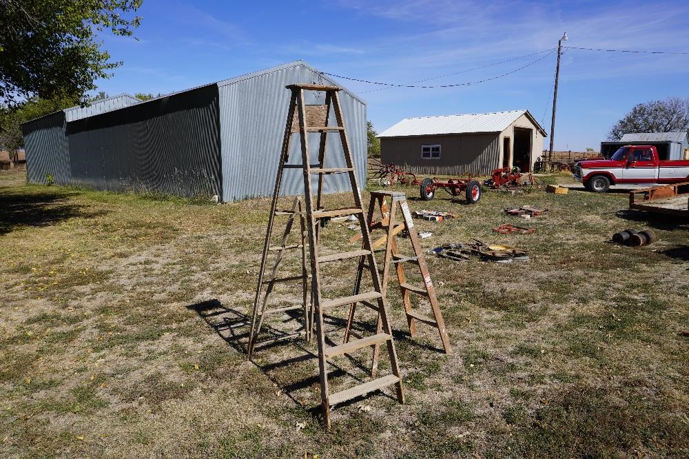 Wooden Step Ladders BigIron Auctions   2woodenstepladders D20356a40bad4d39bb8c5a230c704283 