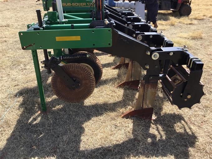 2016 Great Plains Ss1300 Sub Soiler No Till In Line 5 Shank Ripper