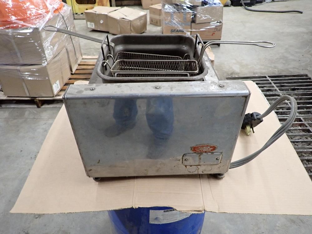 Vulcan-Hart EF18 Countertop Deep Fryer BigIron Auctions