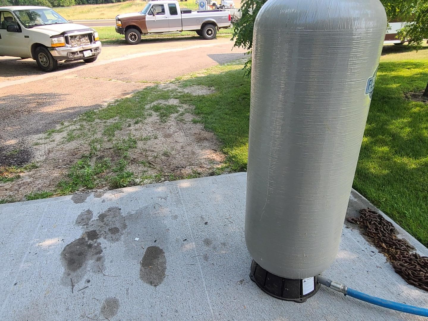 Flex-Lite Water Pressure Tank & CountyLine Pump BigIron Auctions
