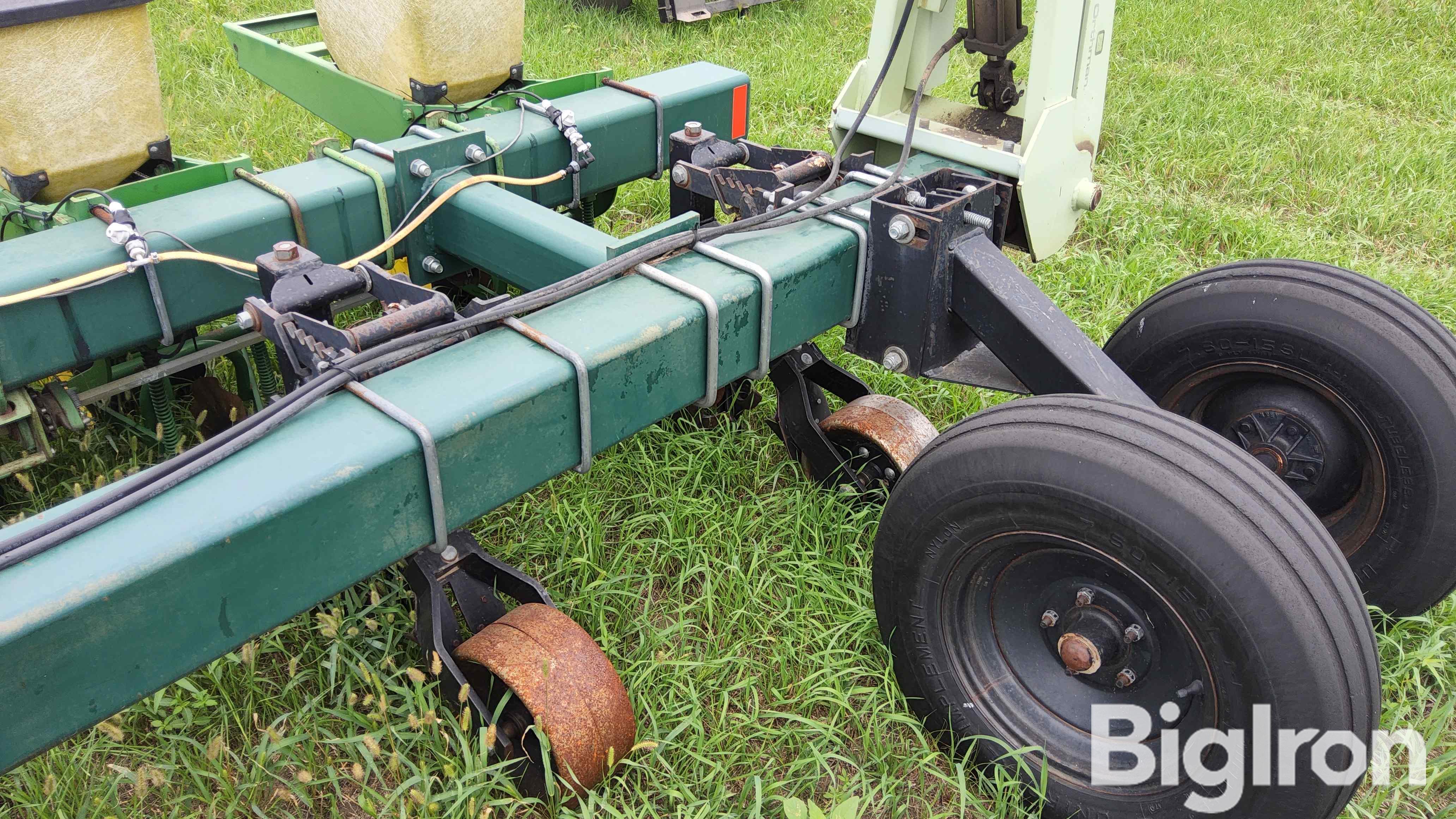 Mancojohn Deere 12 Row Planter Bigiron Auctions 6069