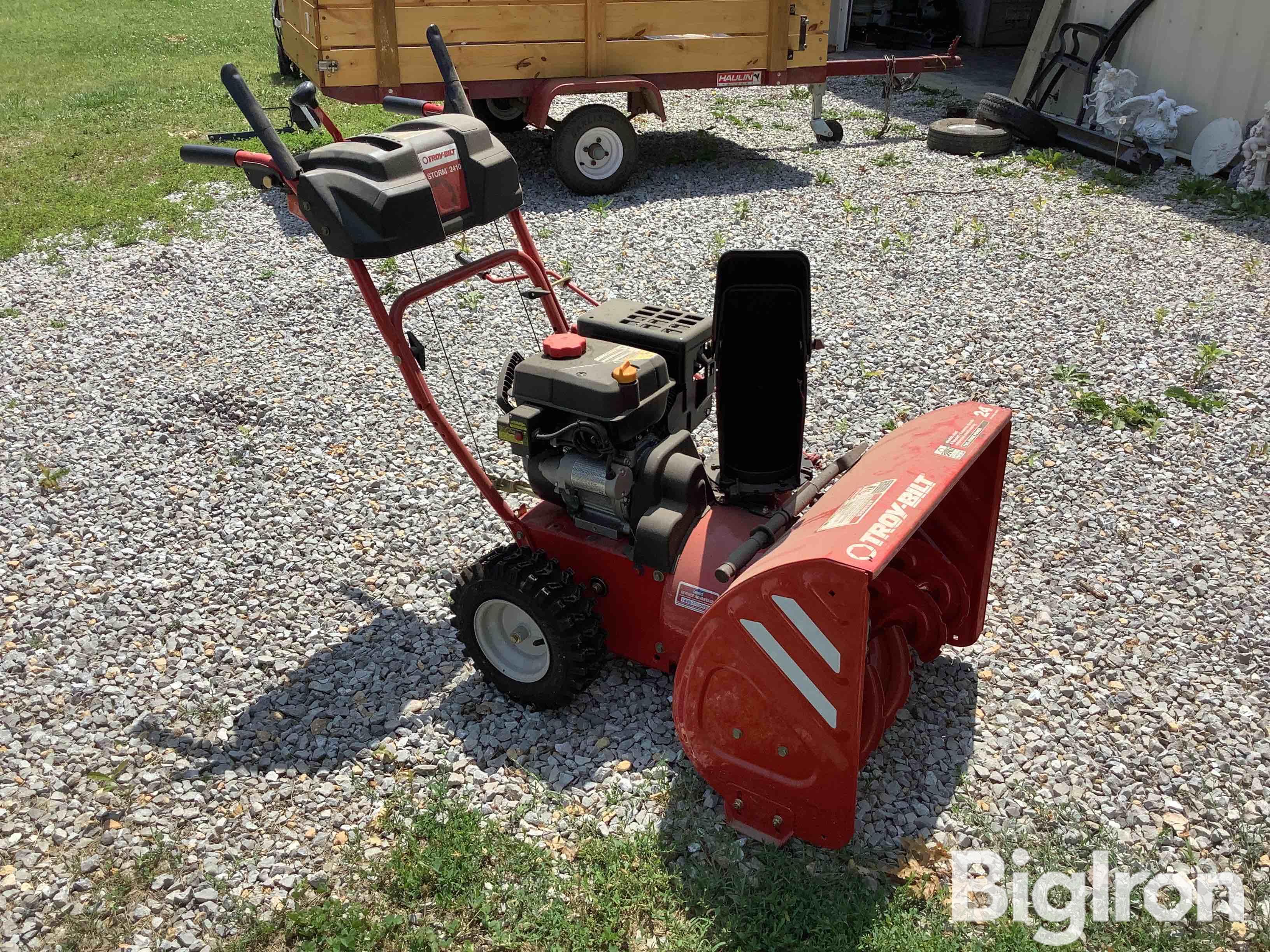 Troy-Bilt Storm 2410- 31AS62N2711 Snow Blower BigIron Auctions