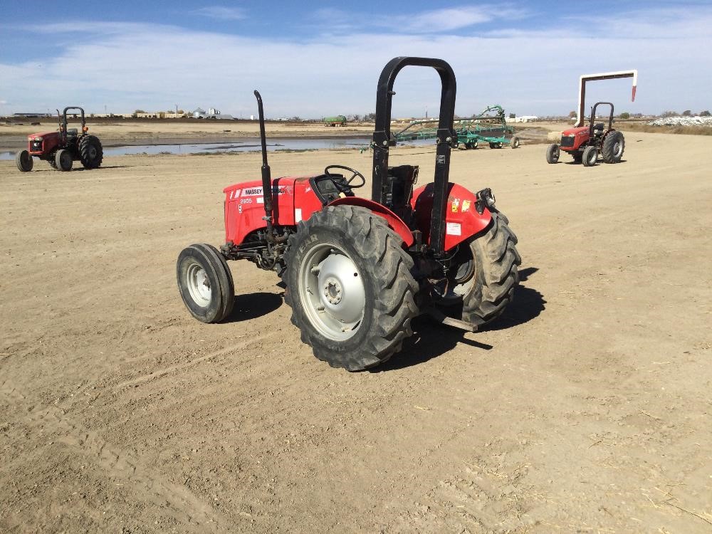 Massey Ferguson 2605 2wd Tractor Bigiron Auctions 6460