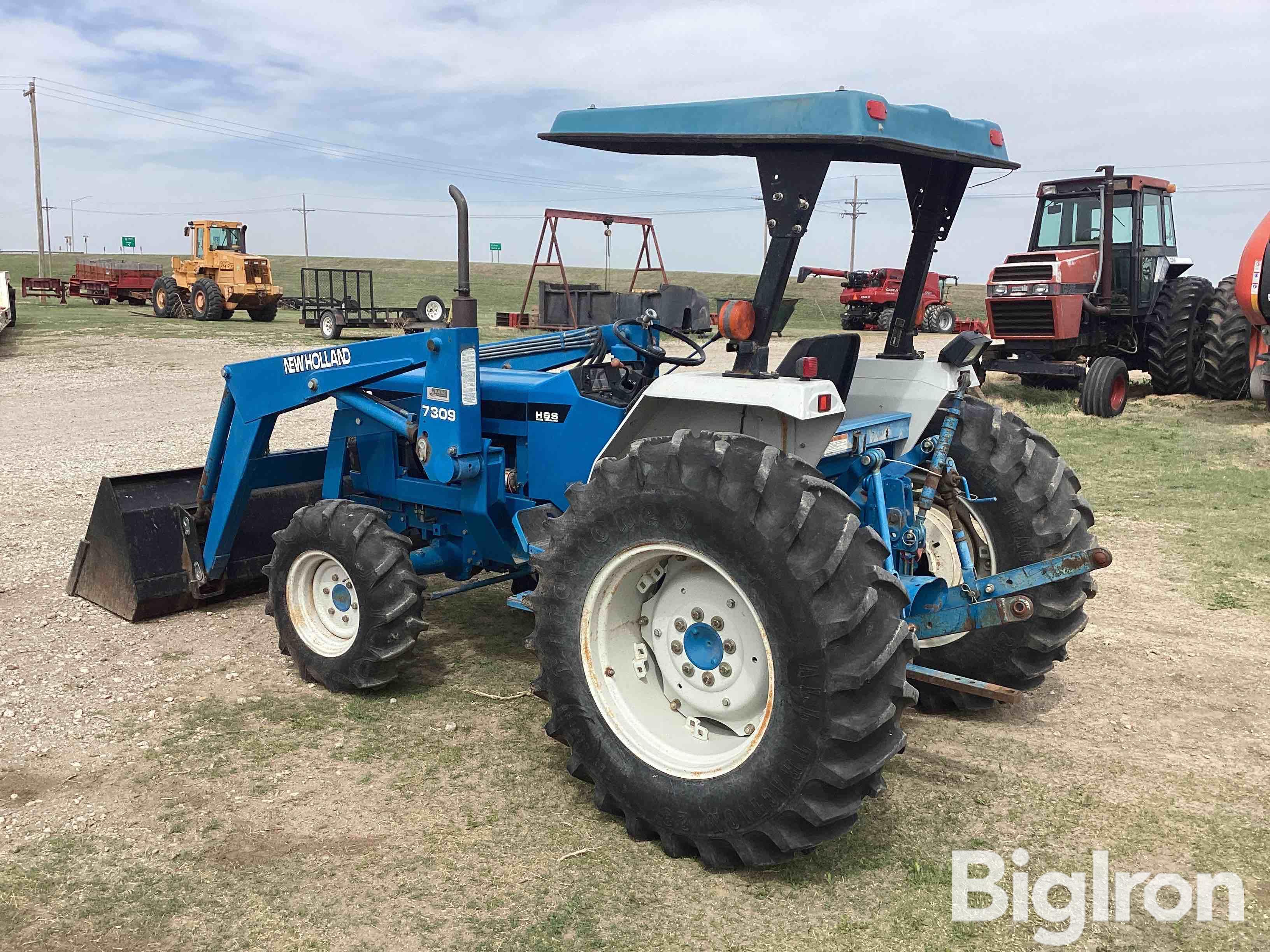 2000 New Holland 2120 MFWD Compact Utility Tractor W/Loader BigIron ...