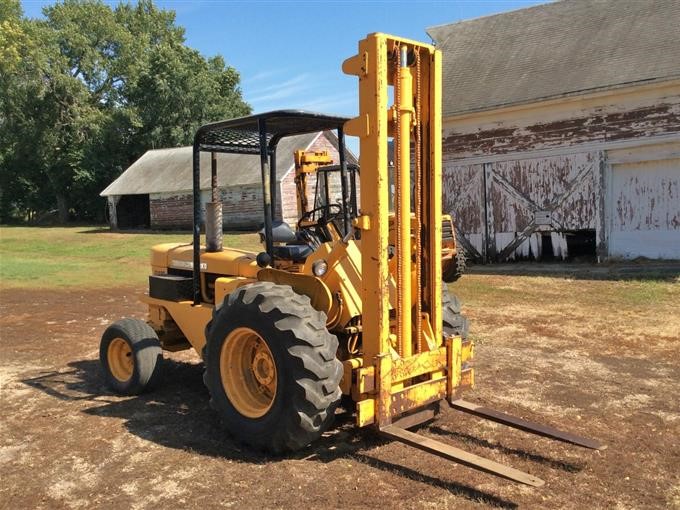 John Deere 480 2wd Forklift Bigiron Auctions