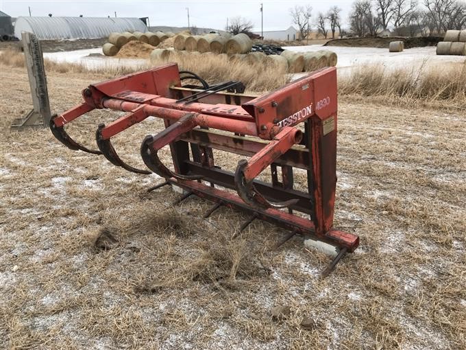 Hesston /Shop Built 4830 Large Square Bale Grapple BigIron Auctions