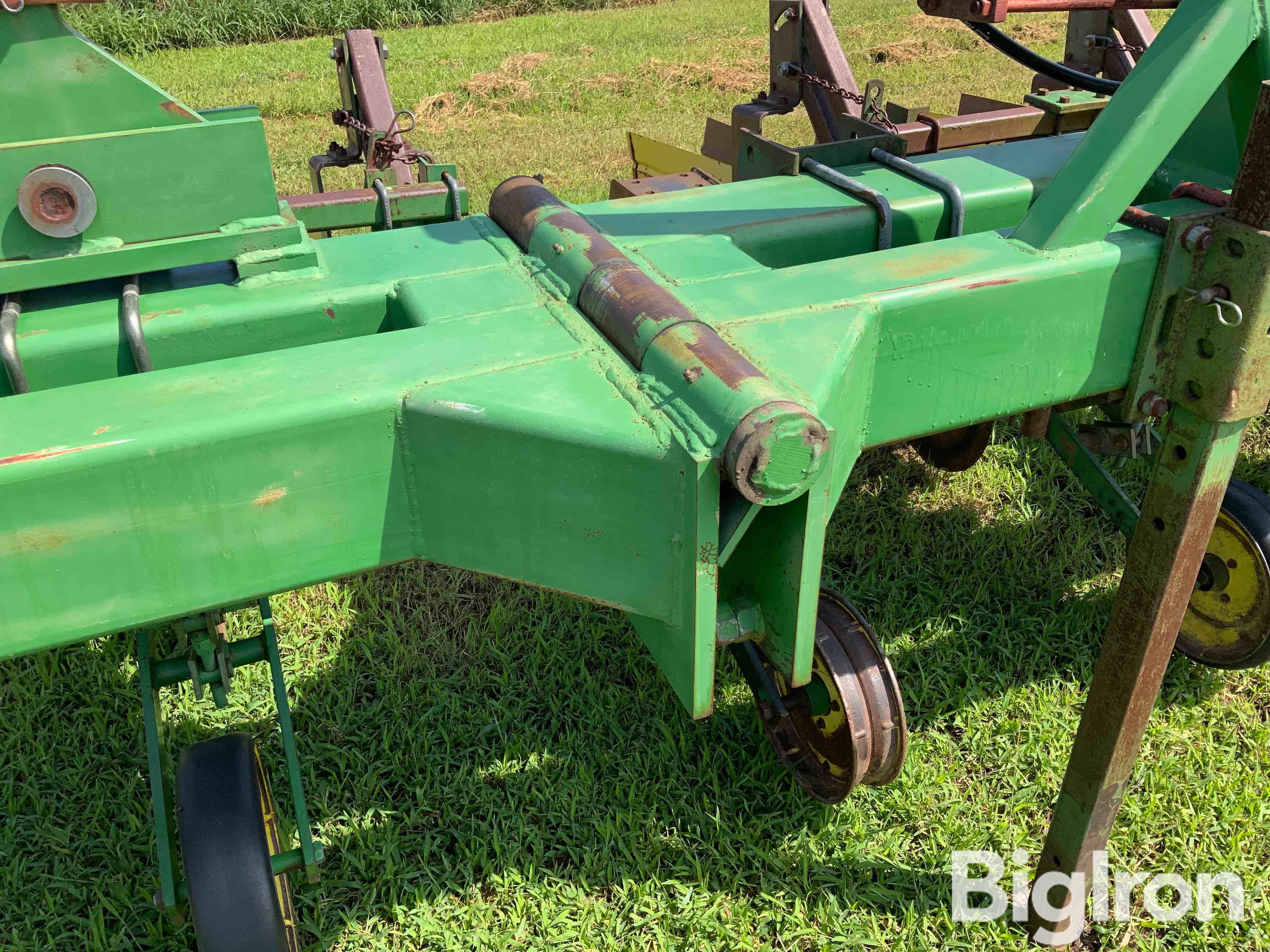 John Deere 885 12r36 Cultivator Bigiron Auctions