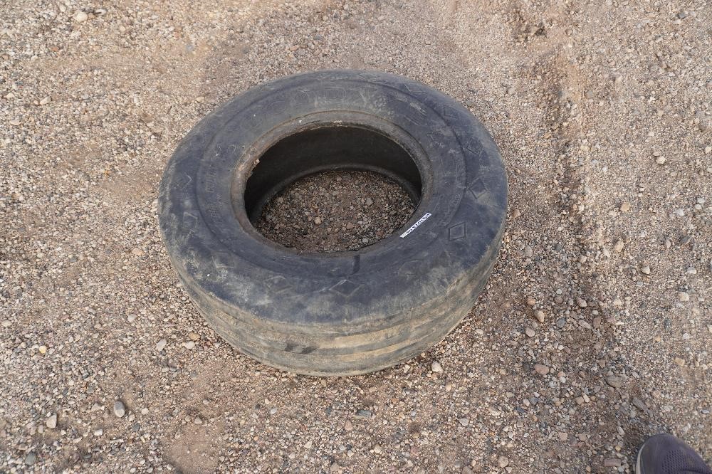 4-rib-11l-15-tractor-tire-bigiron-auctions