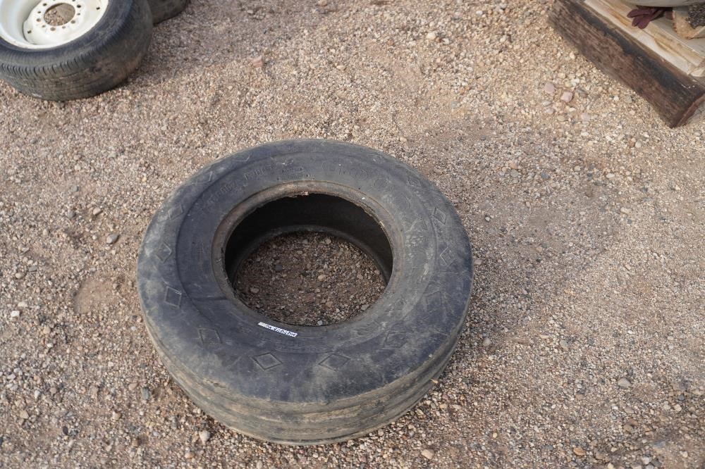 4-rib-11l-15-tractor-tire-bigiron-auctions