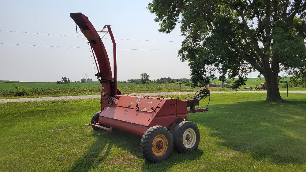 New Holland 900 Forage Chopper Bigiron Auctions