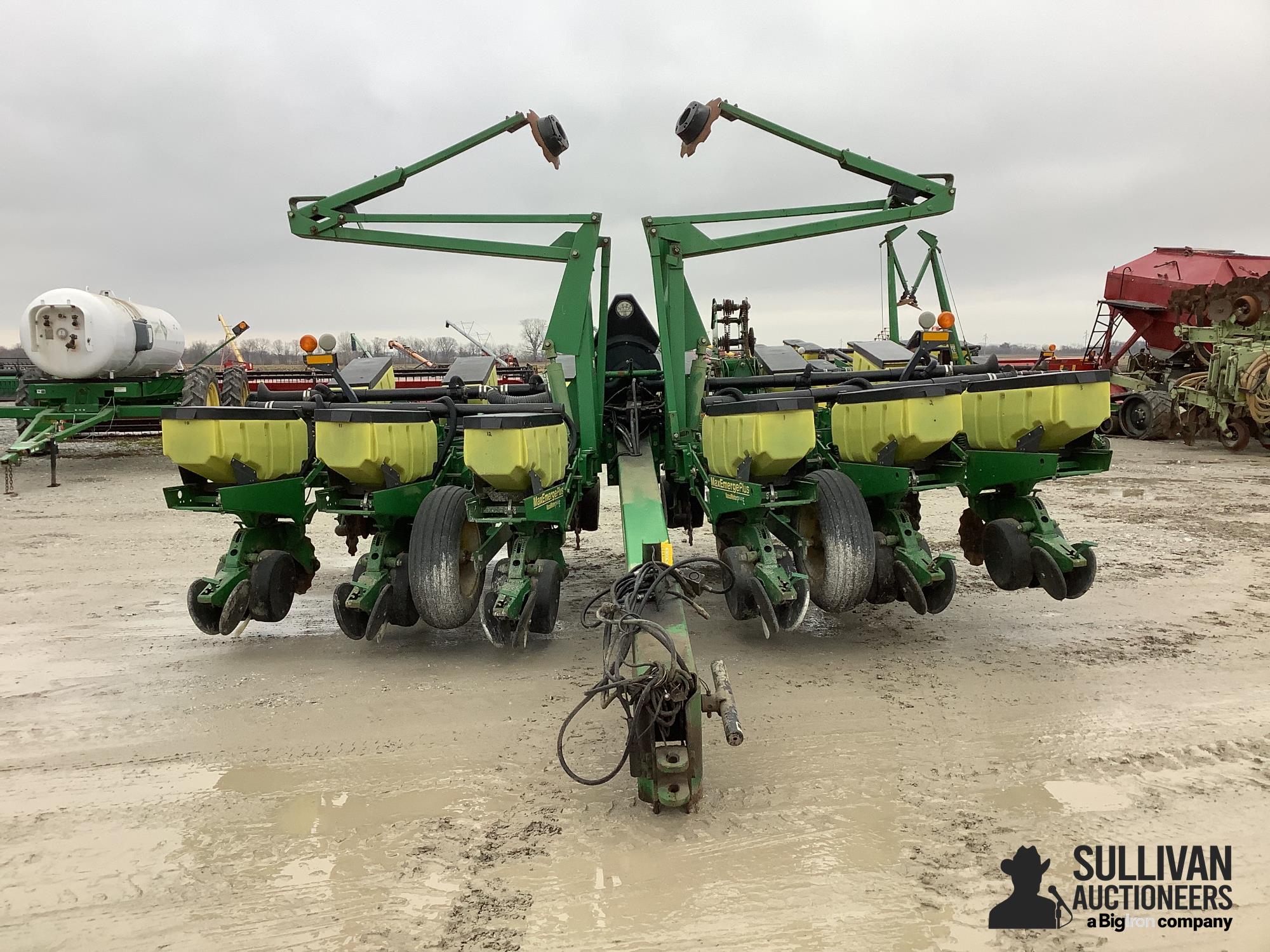 John Deere 1760 Maxemerge Plus 12r30” Planter Bigiron Auctions 0275