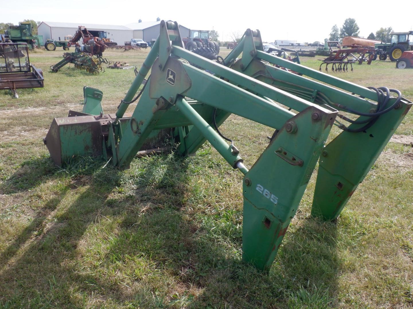 John Deere 265 Quick Attach Self-Leveling Tractor Mounted Loader ...