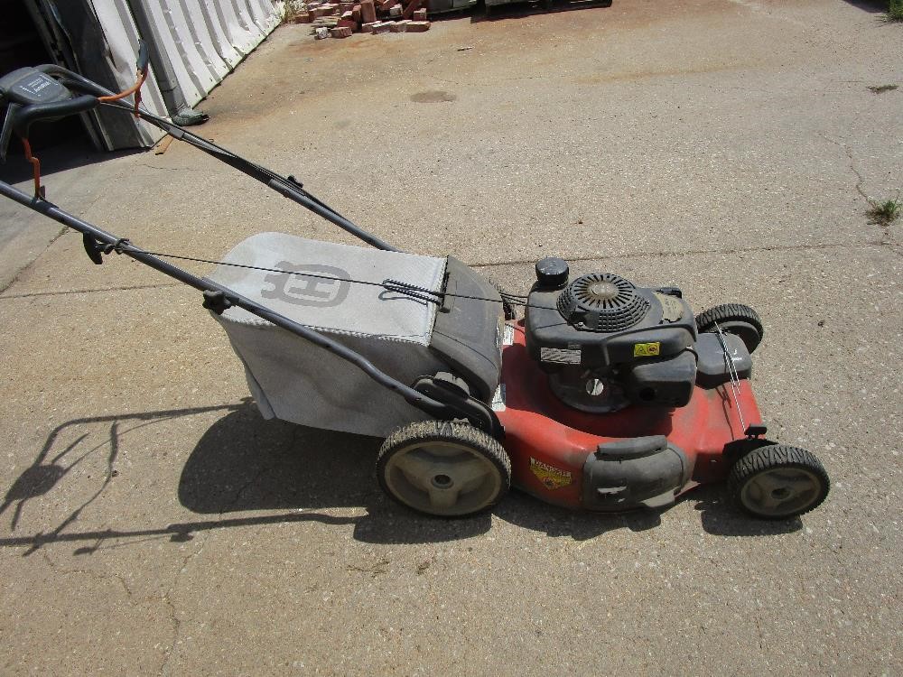 Husqvarna Hu700f Self Propelled Lawn Mower Bigiron Auctions