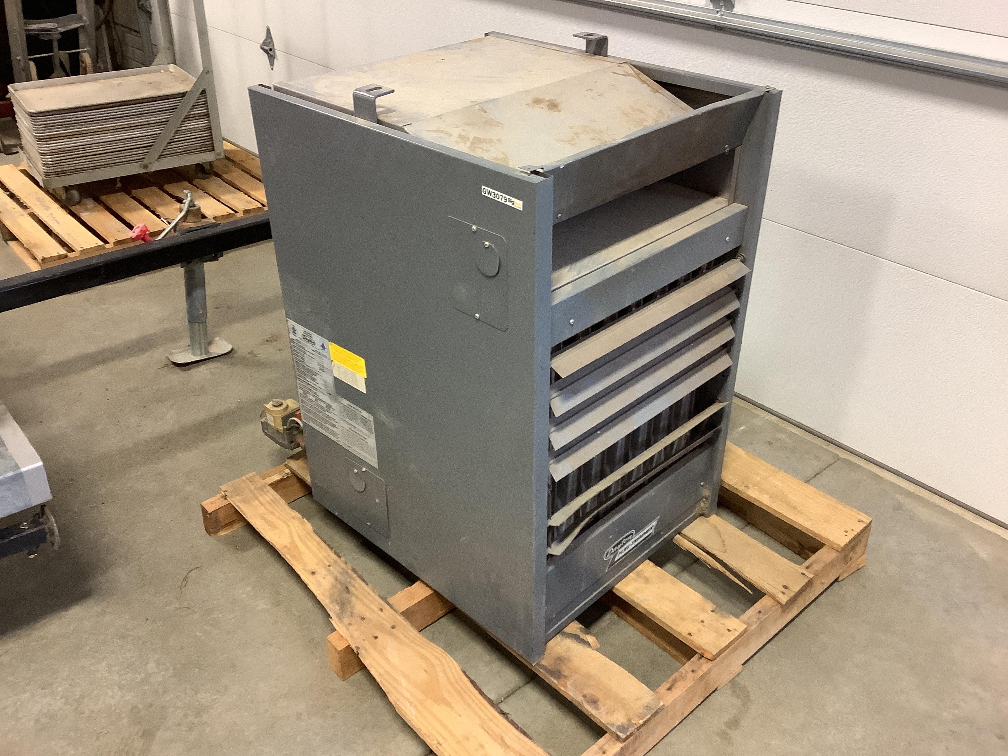 Dayton 3E372B Hanging Furnace BigIron Auctions