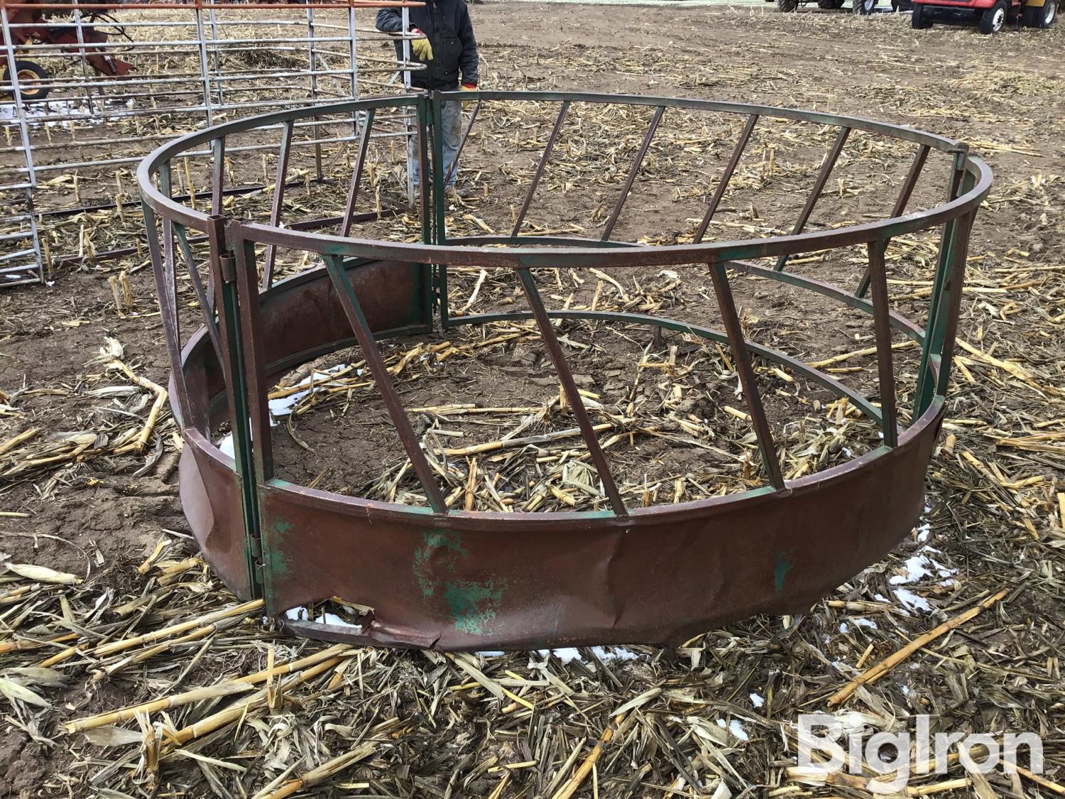 Round Bale Feeder BigIron Auctions