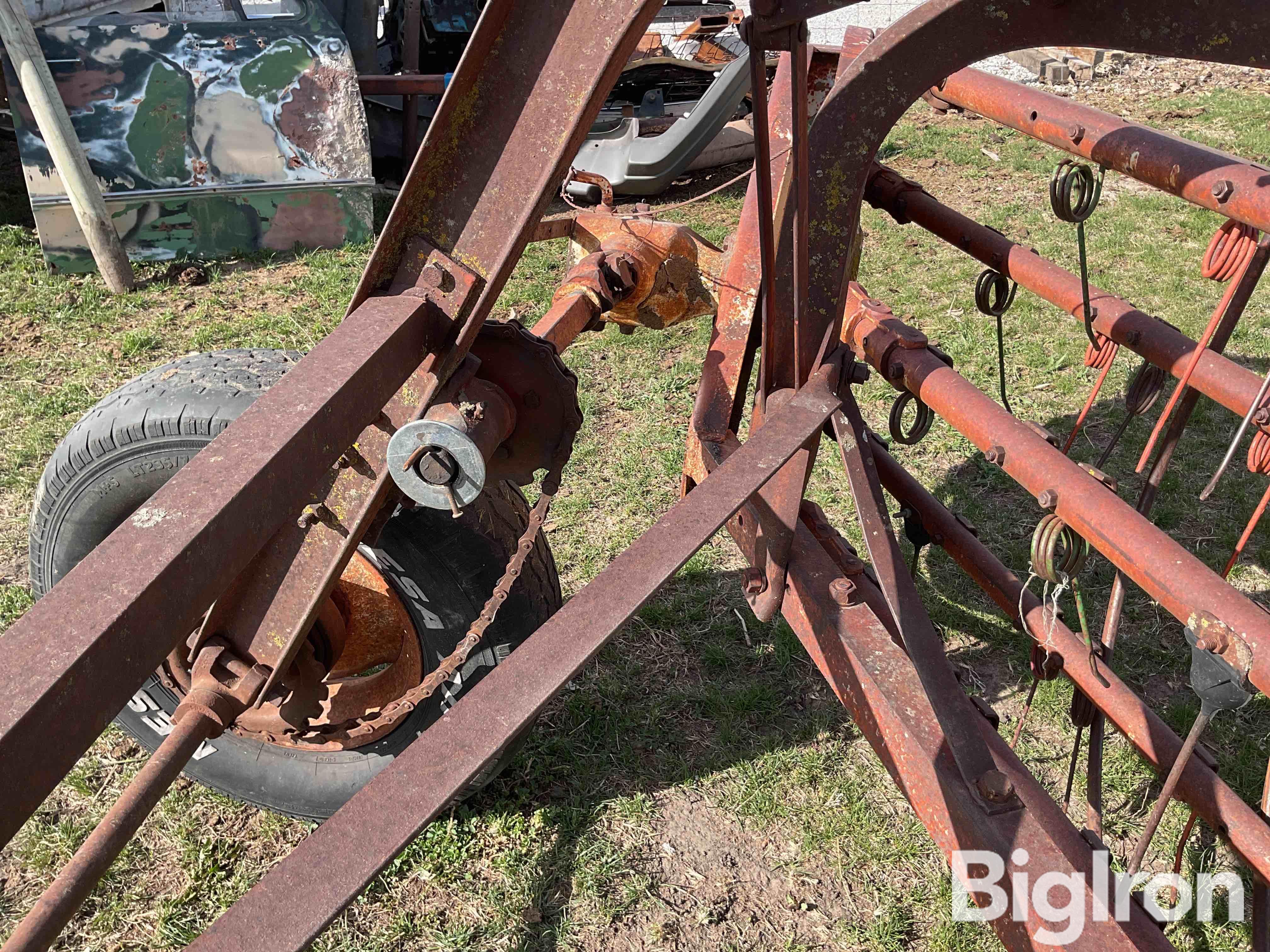 International Side Delivery Pull-Type Rake BigIron Auctions