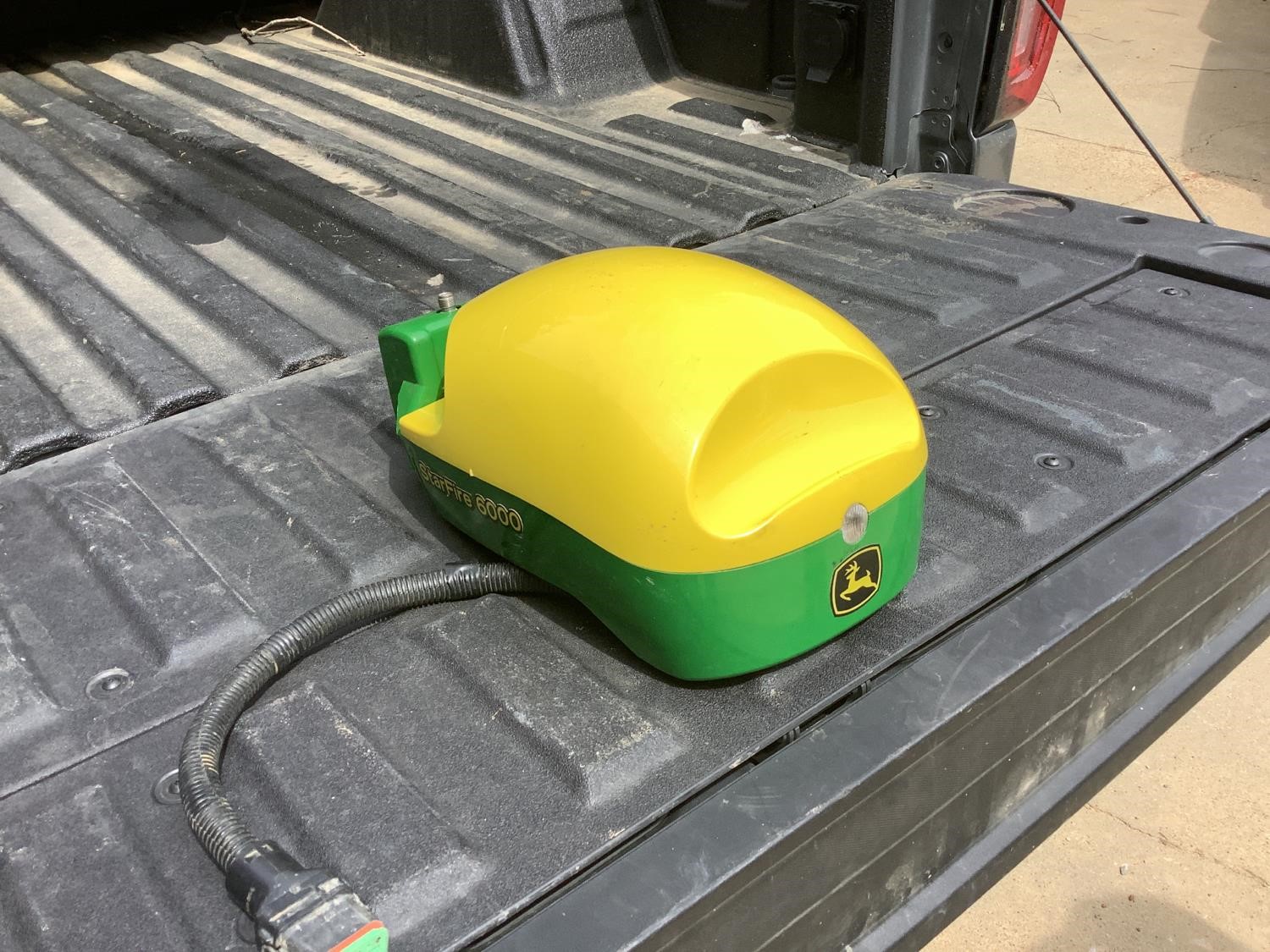 John Deere Starfire 6000 RTK Receiver w/ 900 Mega Hertz Radio BigIron ...