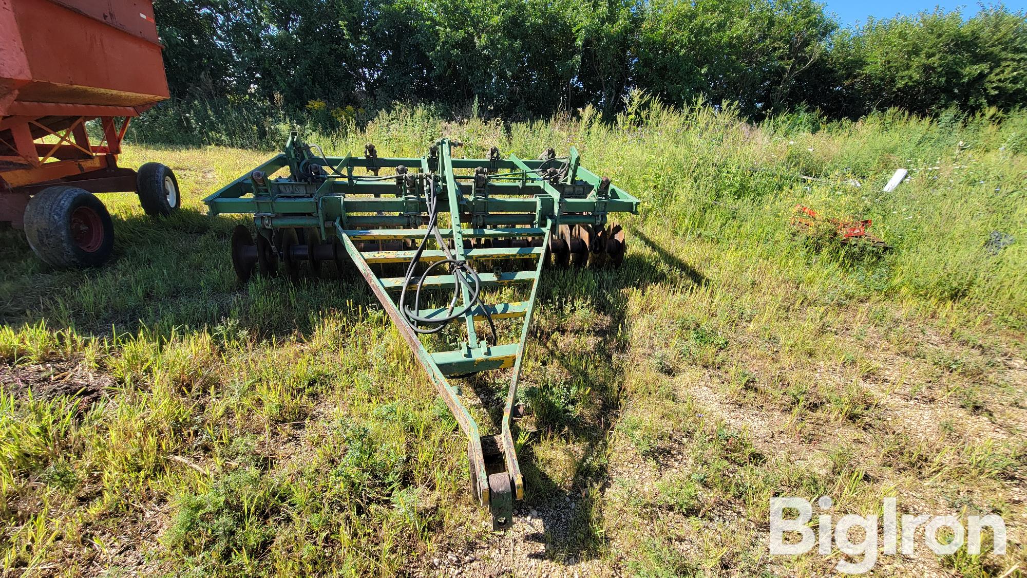 Glencoe Soil Saver 11 Shank Chisel Plow Bigiron Auctions