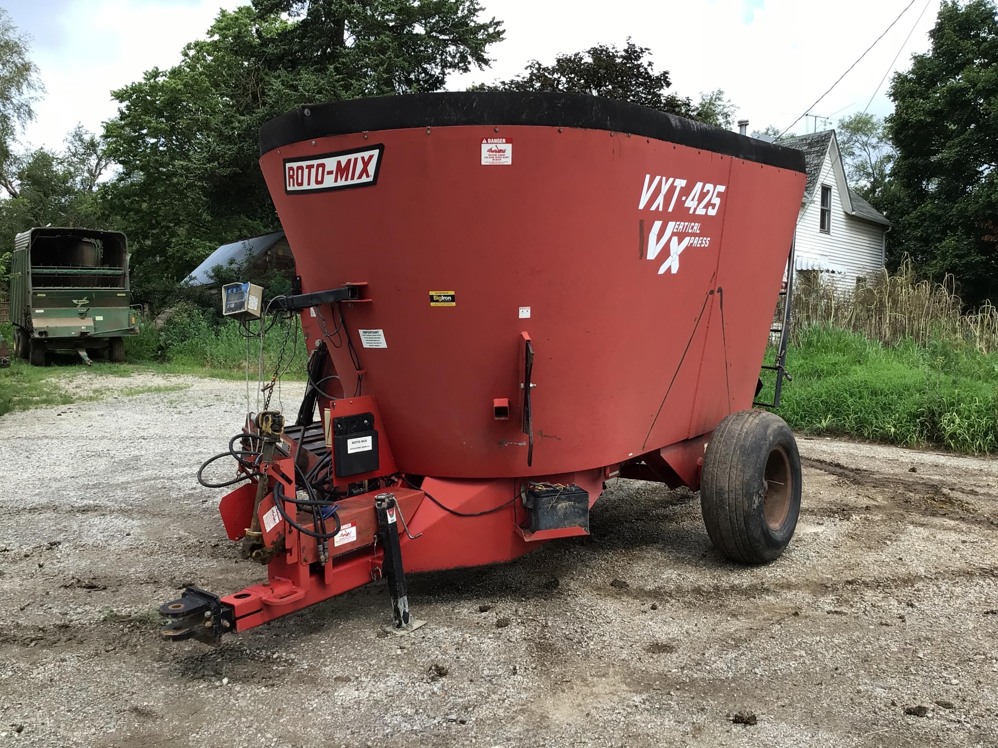 Roto-Mix 425 VXT Vertical Mixer BigIron Auctions