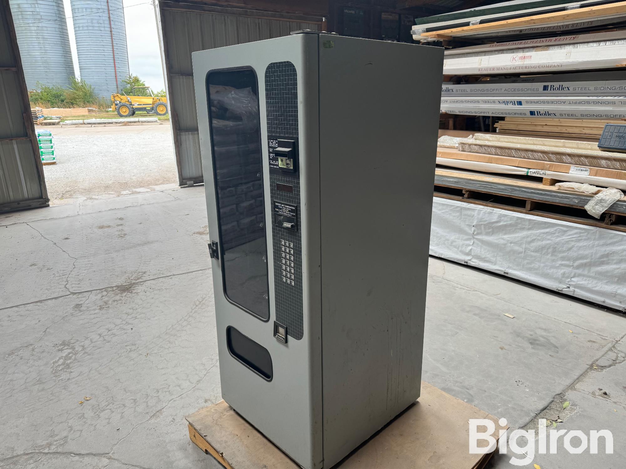 FSI 3039 Glass Front Vending Machine BigIron Auctions   Fsimfggf19glassfrontvendingmachine Fe62d9cee0e544369dffdba09367acc2 