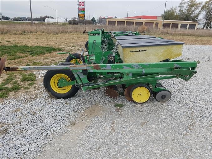 1997 John Deere 1720 Soybean Special Planter Bigiron Auctions