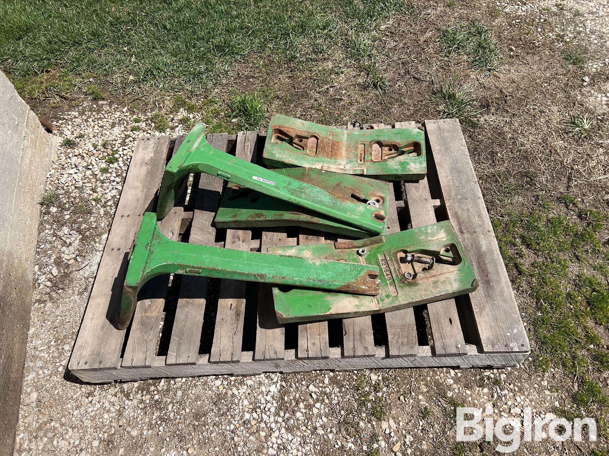 John Deere Front Weights W  Mounting Bracket Bigiron Auctions