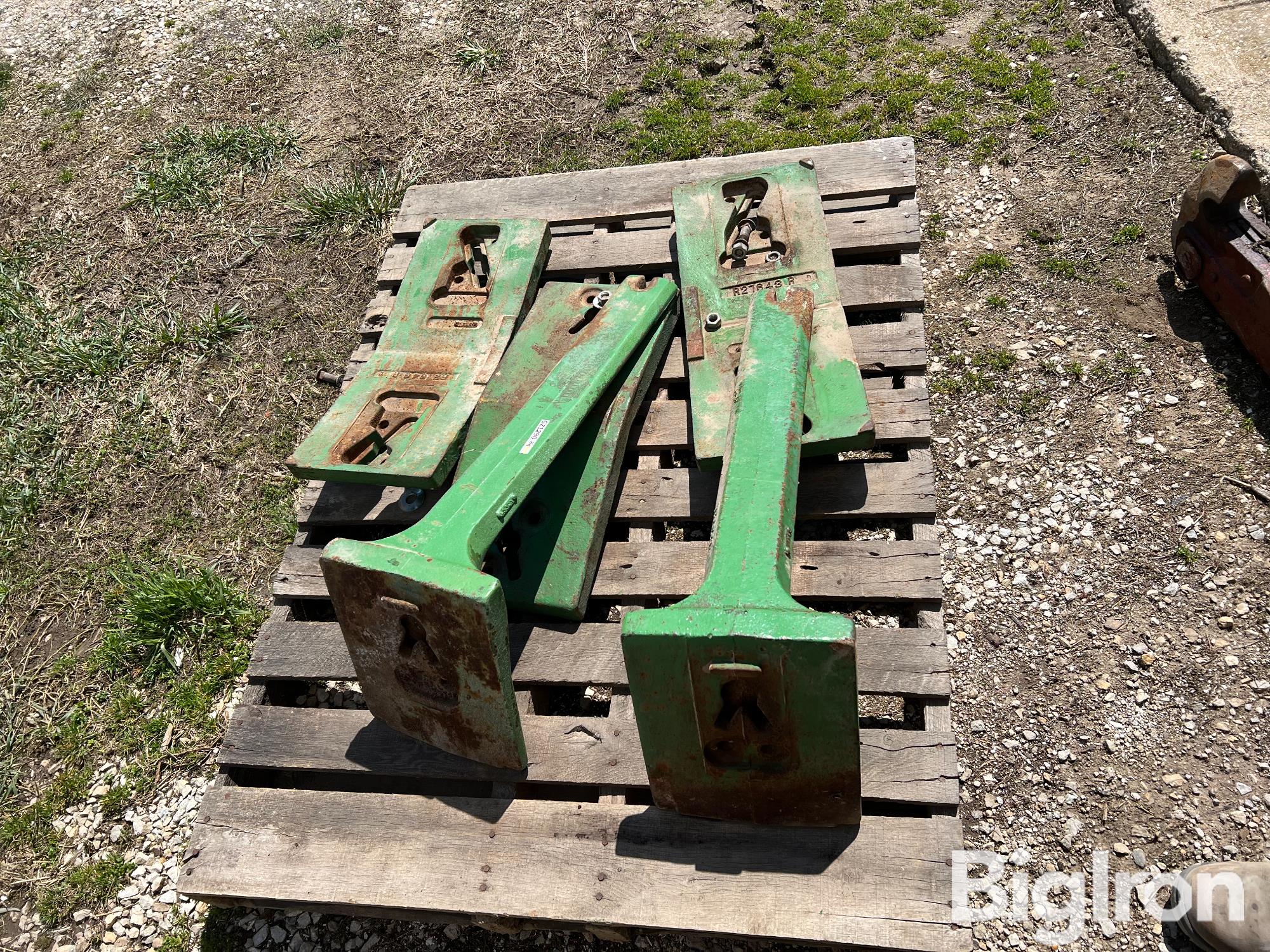 John Deere Front Weights W/ Mounting Bracket BigIron Auctions