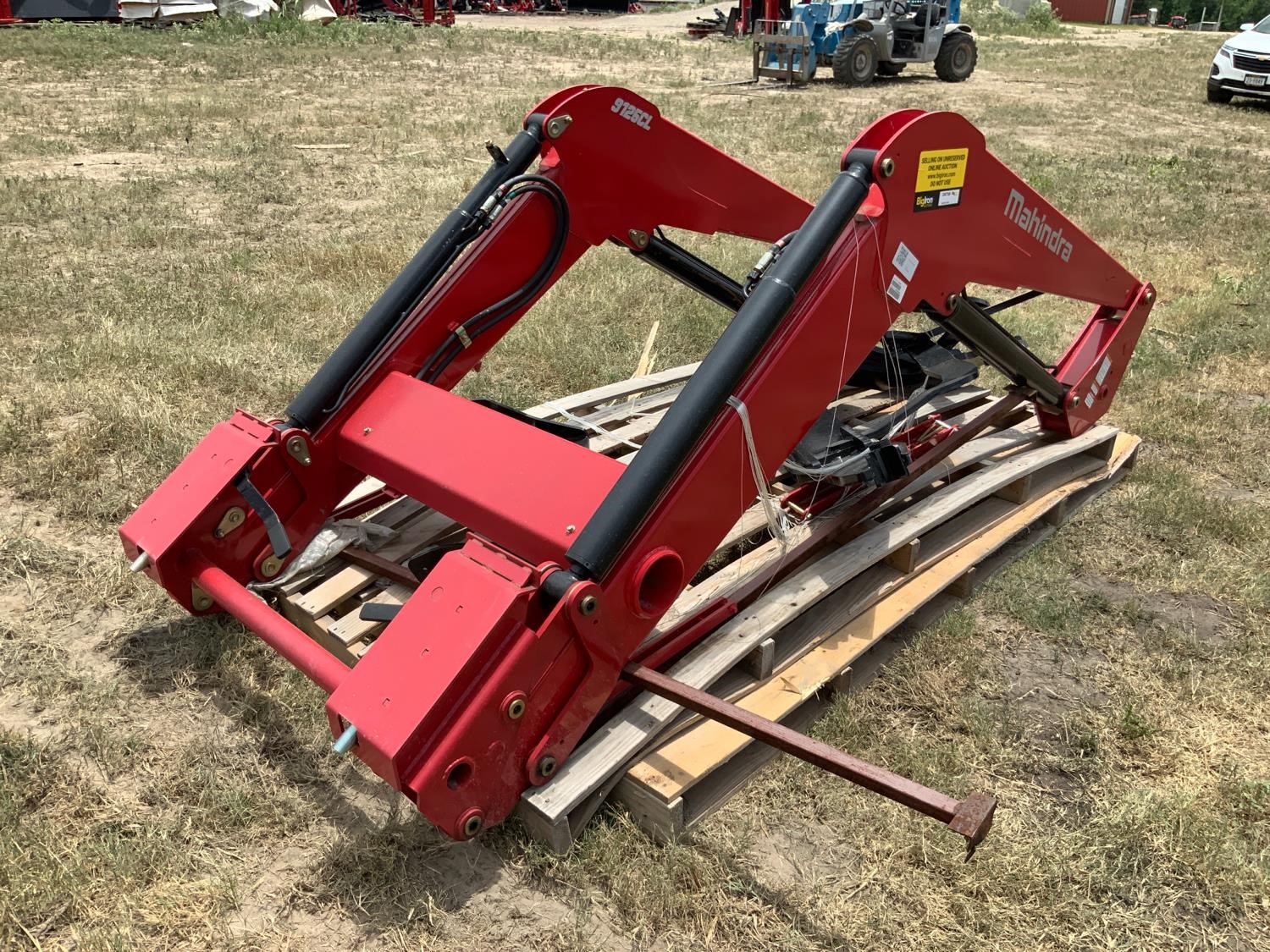 Mahindra 9125 Loader BigIron Auctions