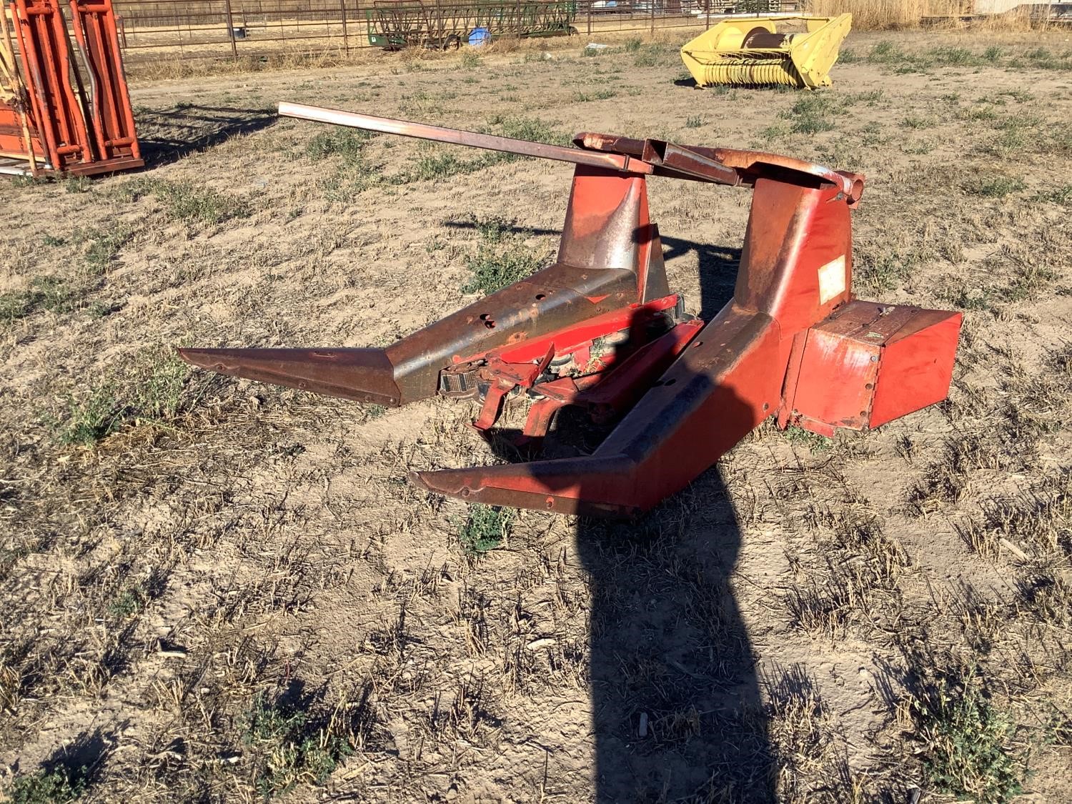 International 720-830 Twin Row Forage Corn Head BigIron Auctions