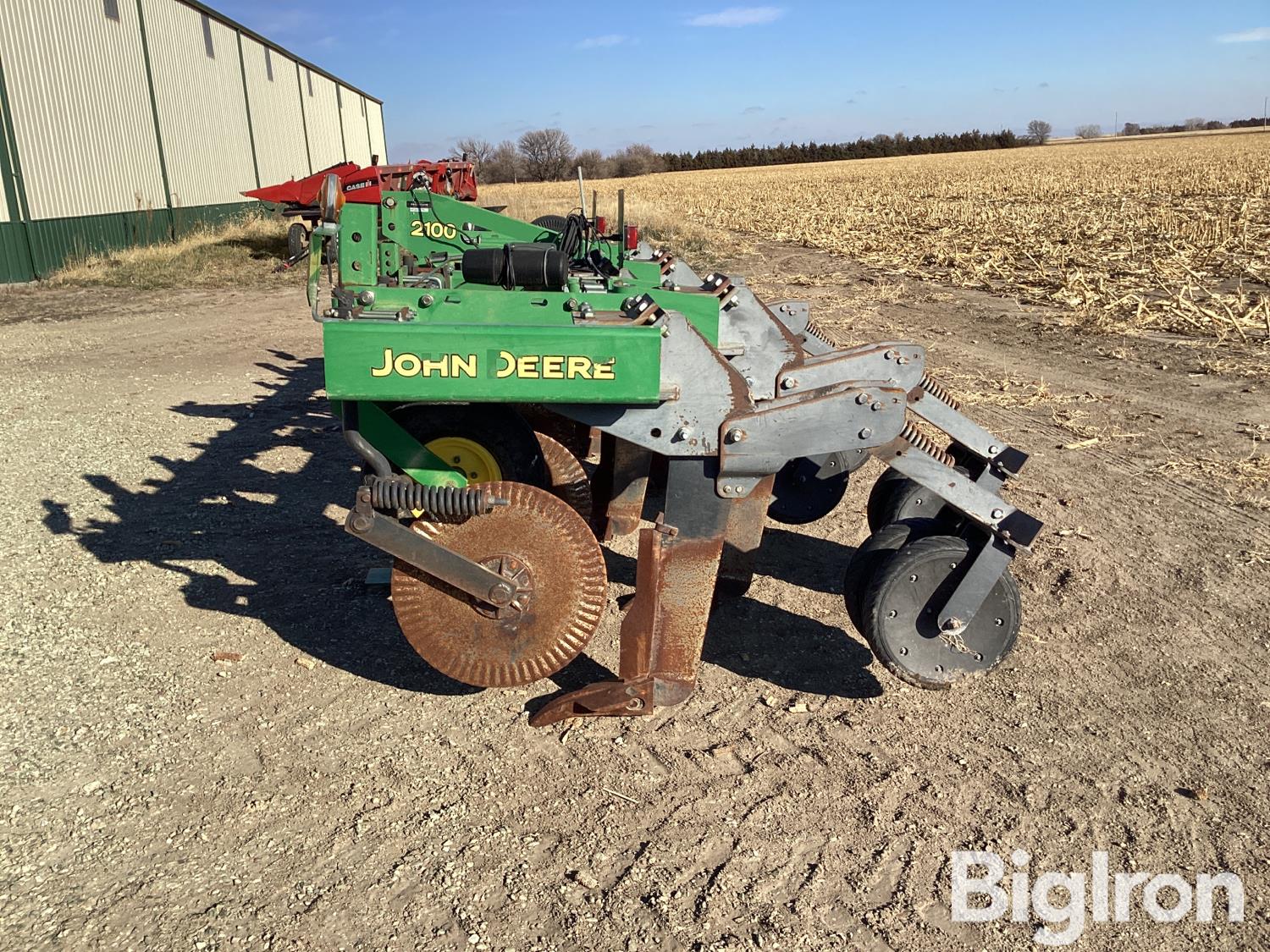 John Deere 2100 Minimum Till Ripper Bigiron Auctions 0566