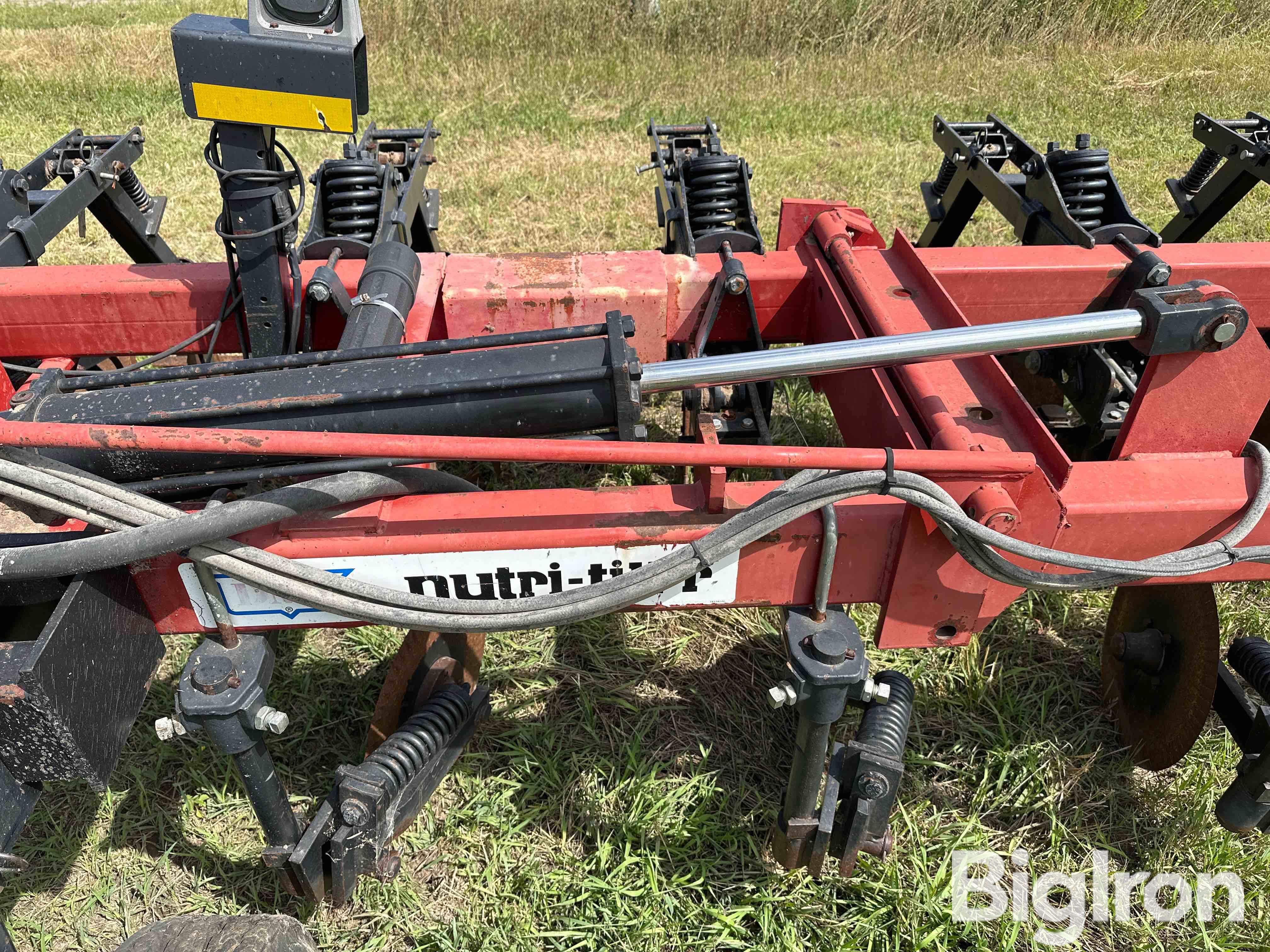 Case IH 3250 DMI Nutri-till'r 5310 Strip Tiller BigIron Auctions