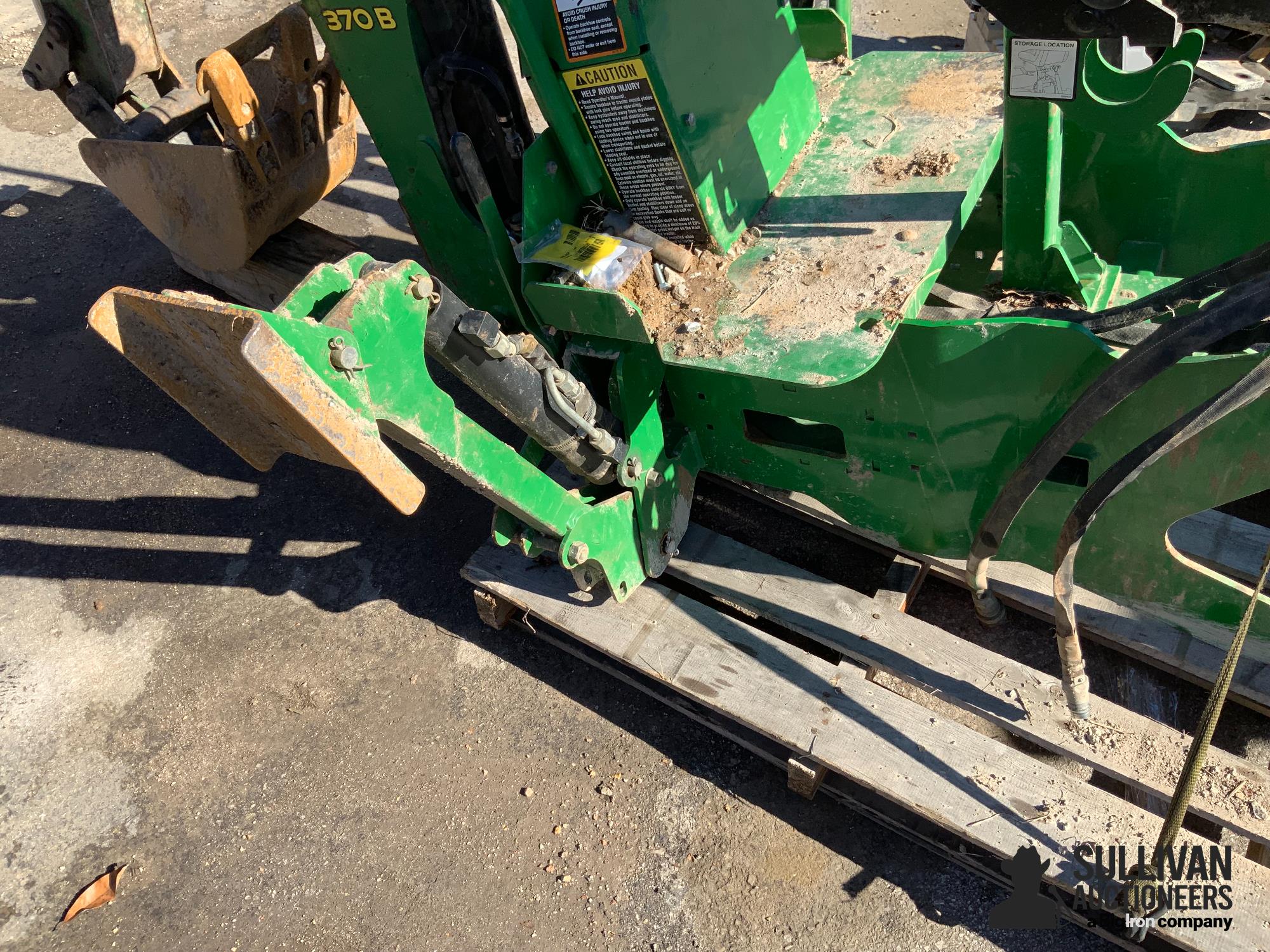 2020 John Deere 370b Backhoe Attachment Bigiron Auctions 4002