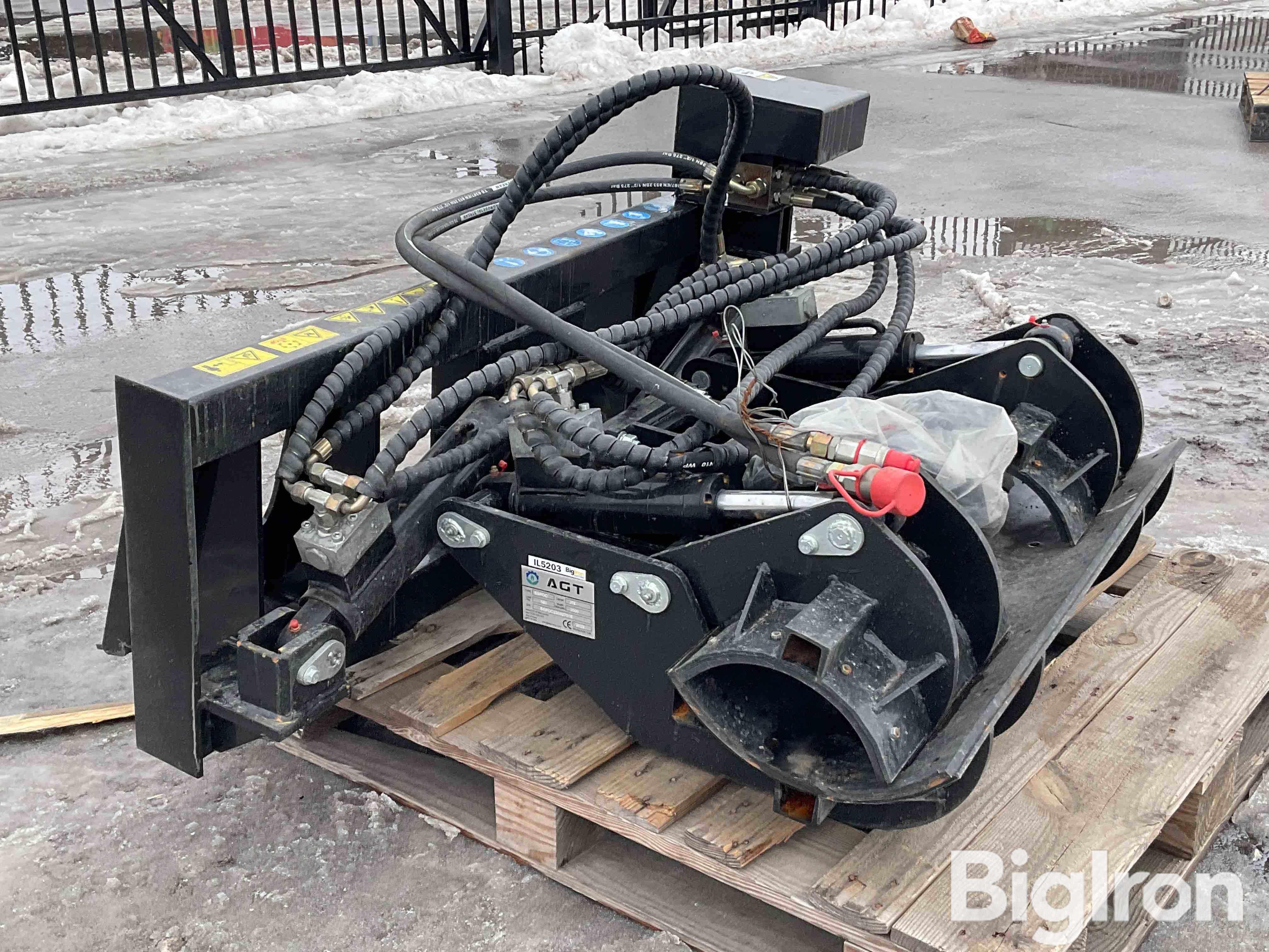 2023 AGROTK SSPOC Skid Steer Rotating Pole/Tree Clamp BigIron Auctions