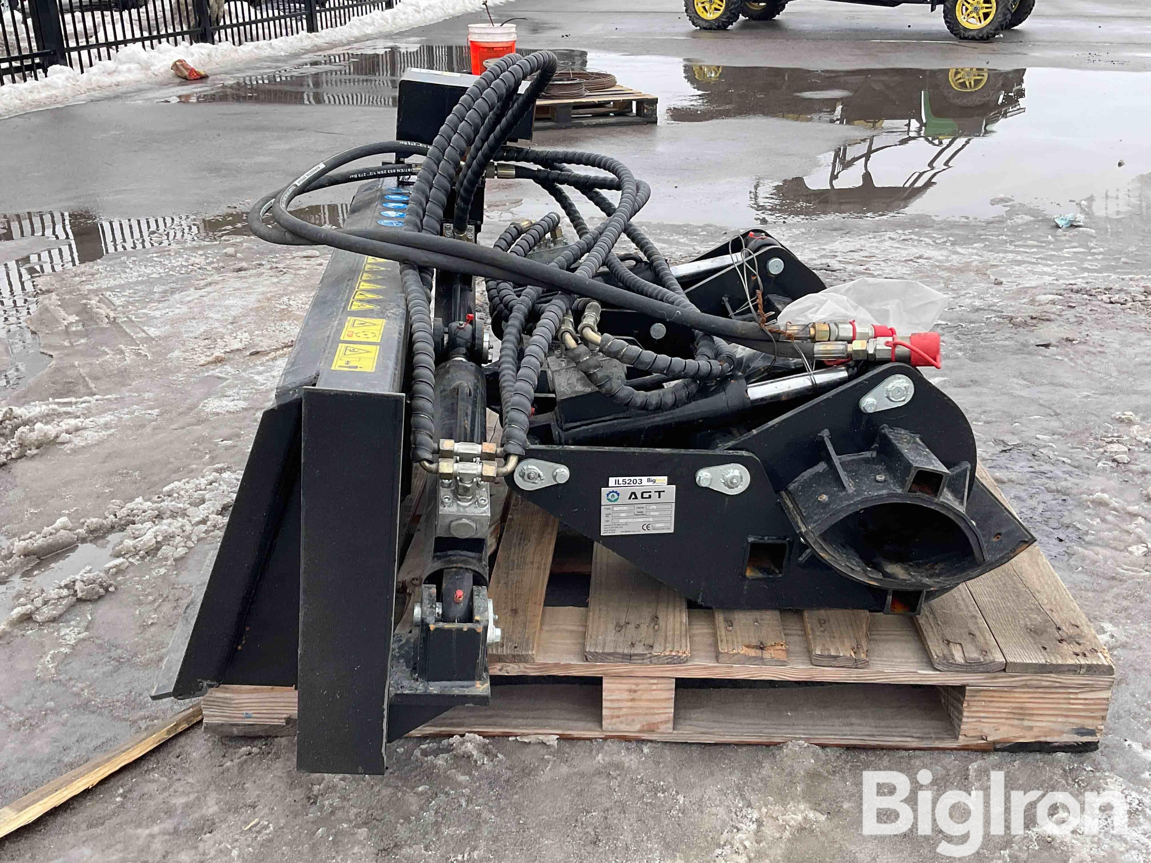 2023 Agrotk Sspoc Skid Steer Rotating Pole Tree Clamp Bigiron Auctions