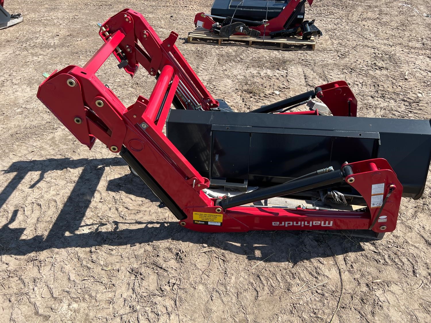 Mahindra 2555CL Loader BigIron Auctions