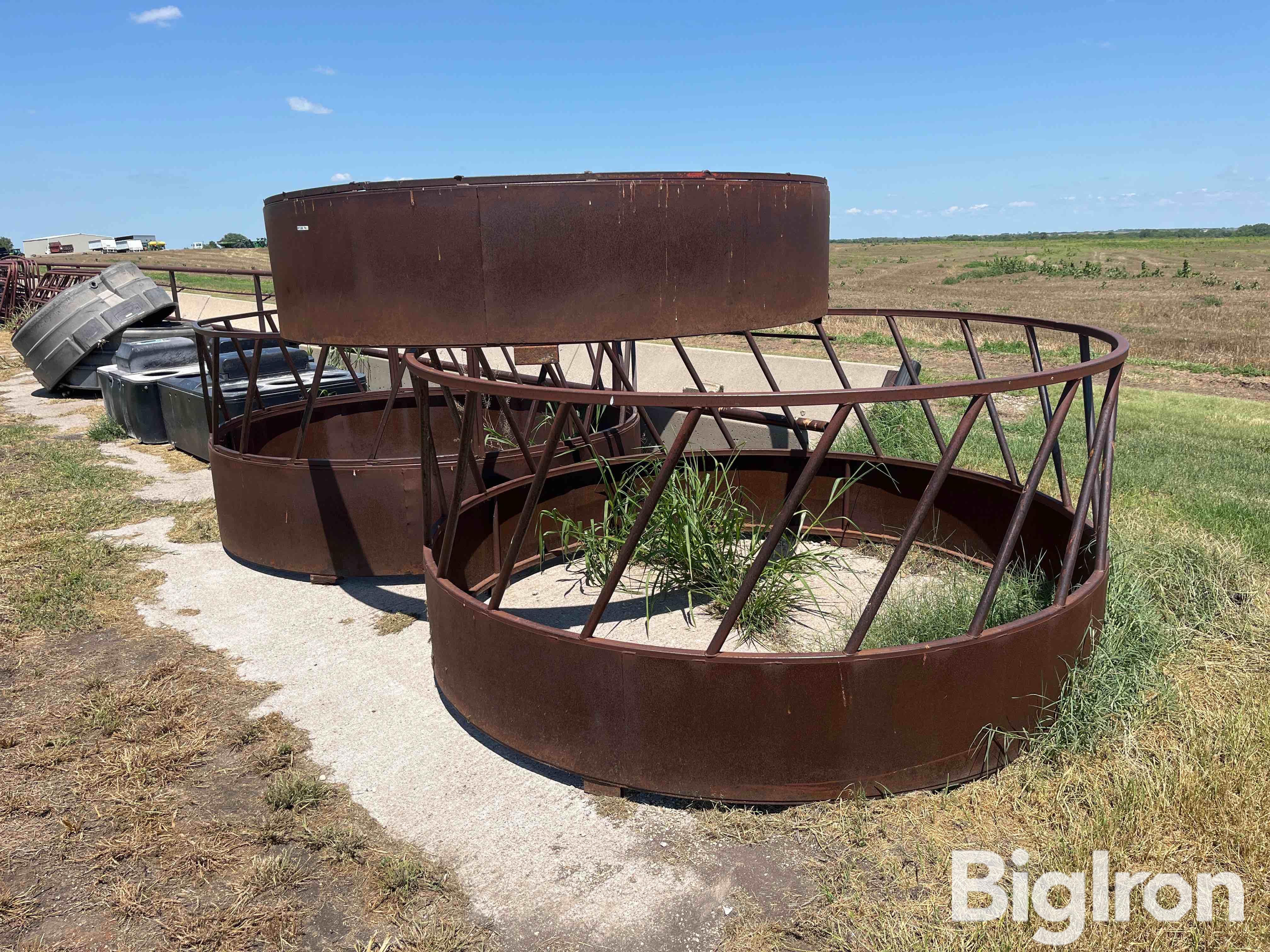 Homemade Round Bale Feeders BigIron Auctions