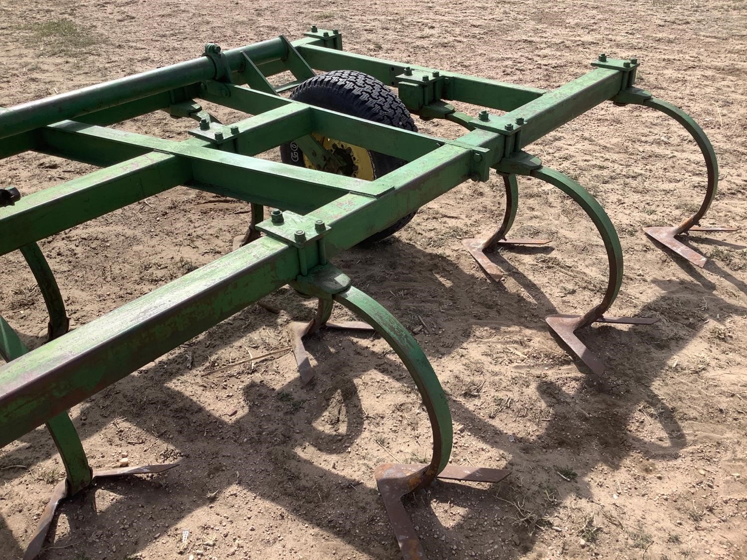 John Deere 100 Chisel Plow BigIron Auctions