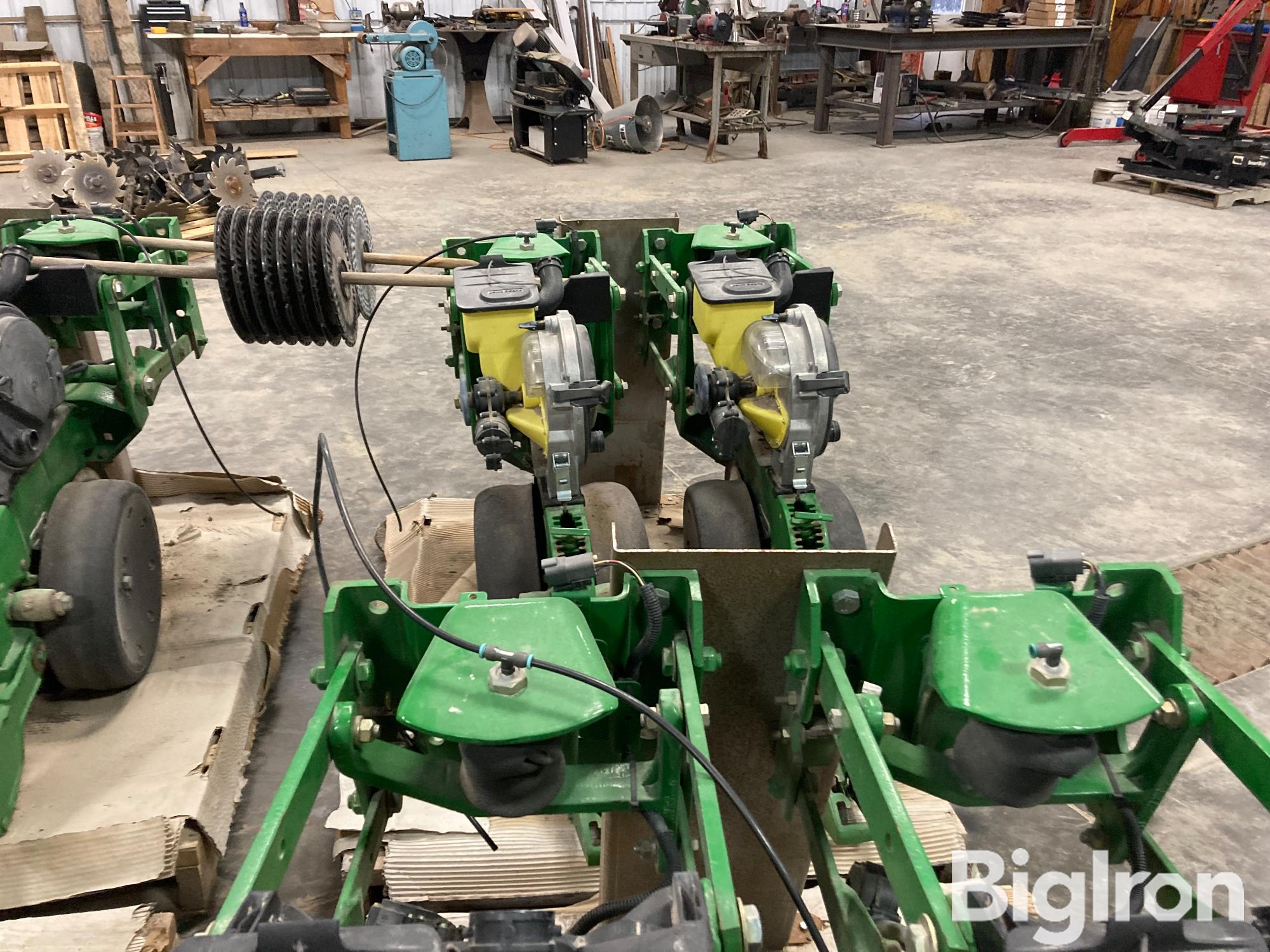 John Deere Vacuum Planter Units Bigiron Auctions