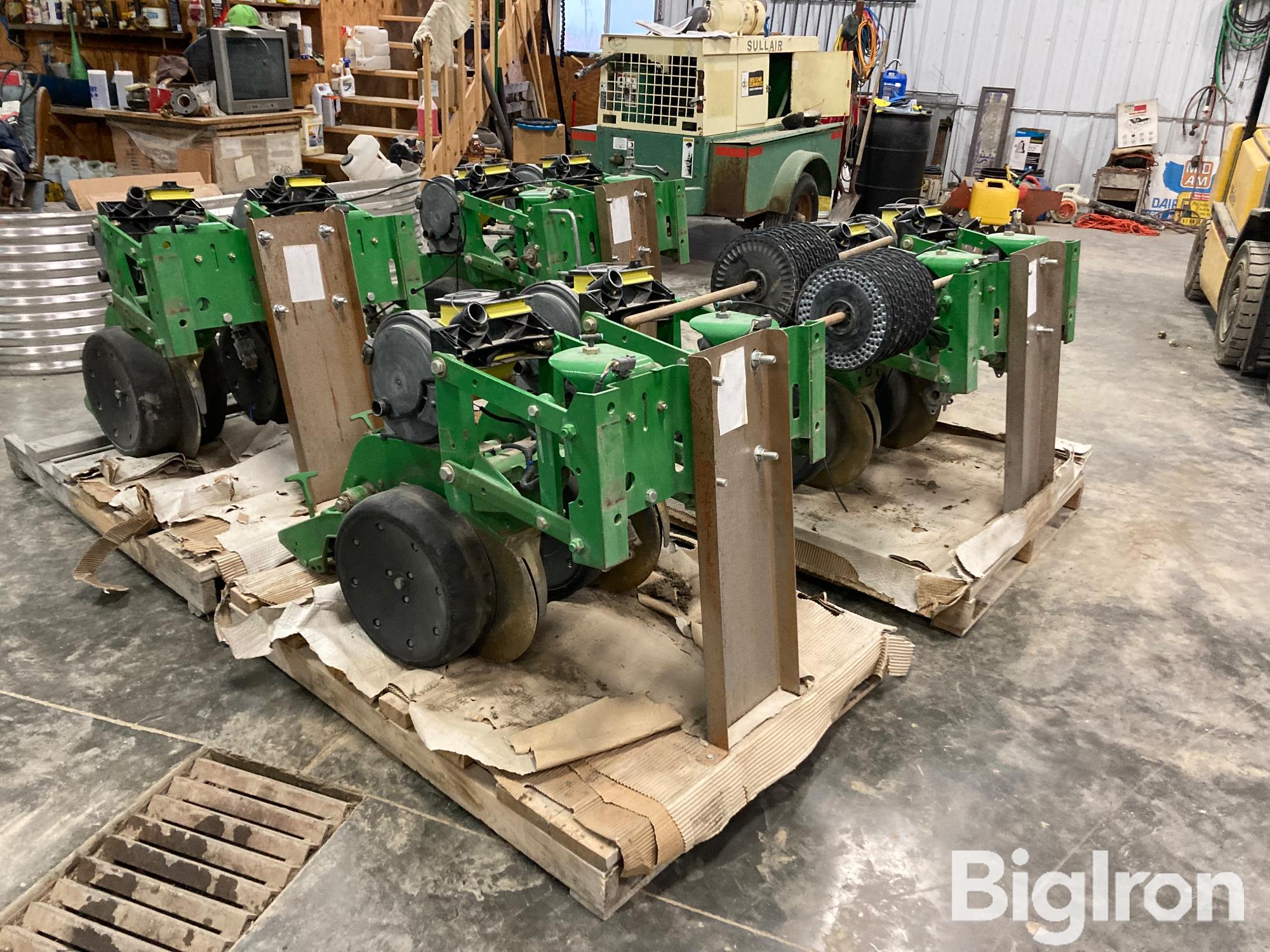 John Deere Vacuum Planter Units BigIron Auctions