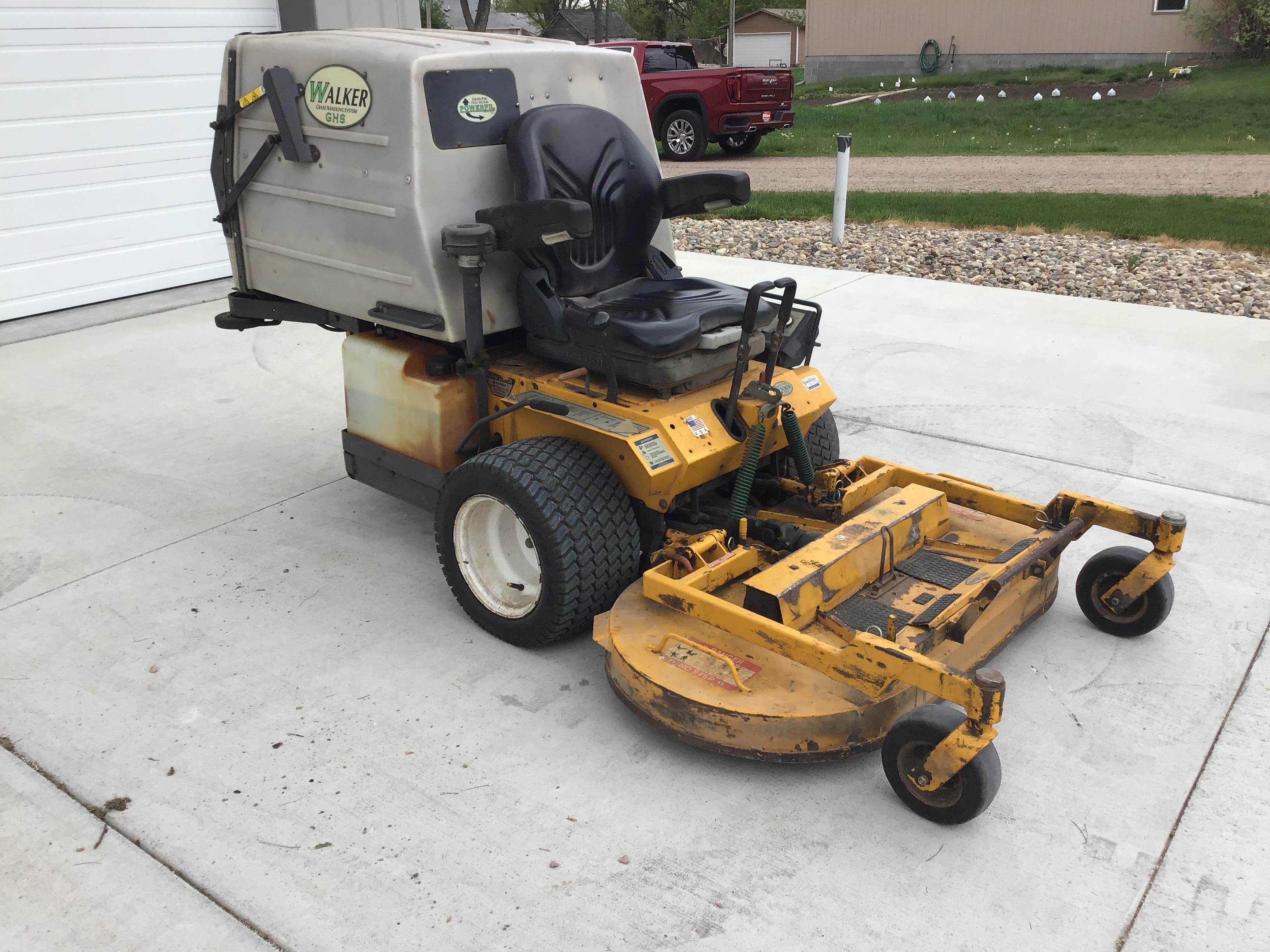 2012 Walker MDDGHS Zero Turn Mower BigIron Auctions