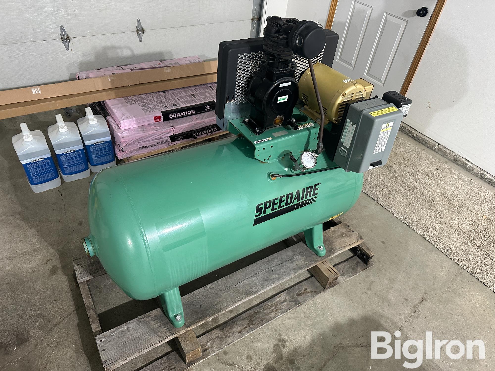 Speedaire 2024 air compressor