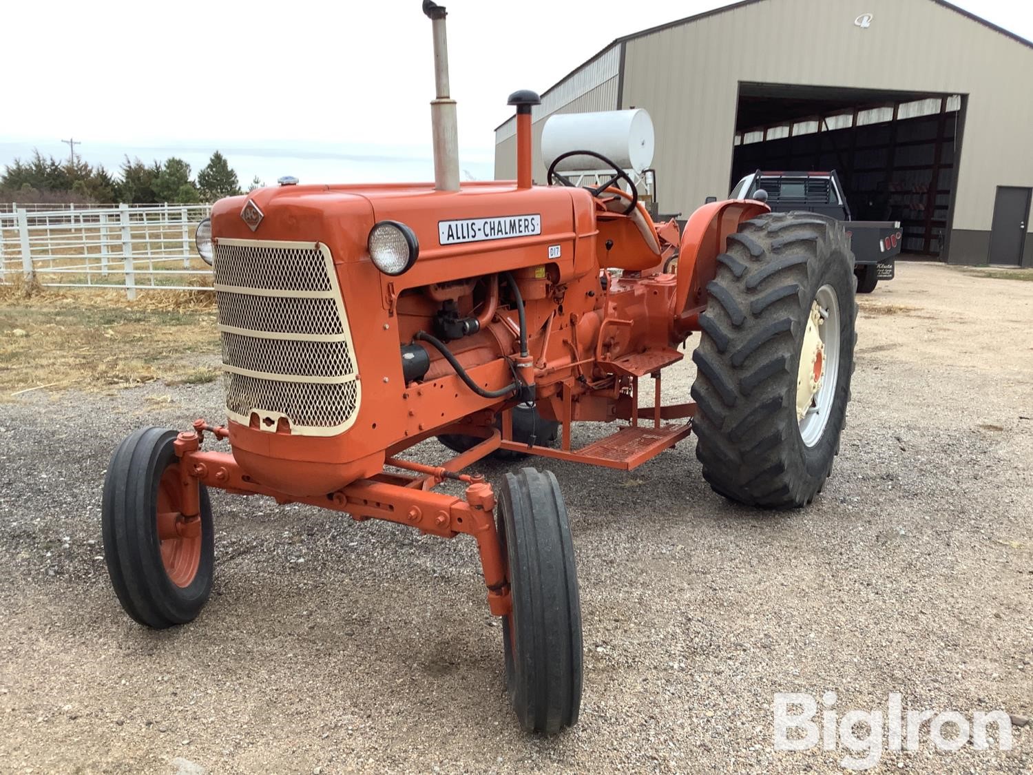 ALLIS-CHALMERS D17 Tractors For Sale