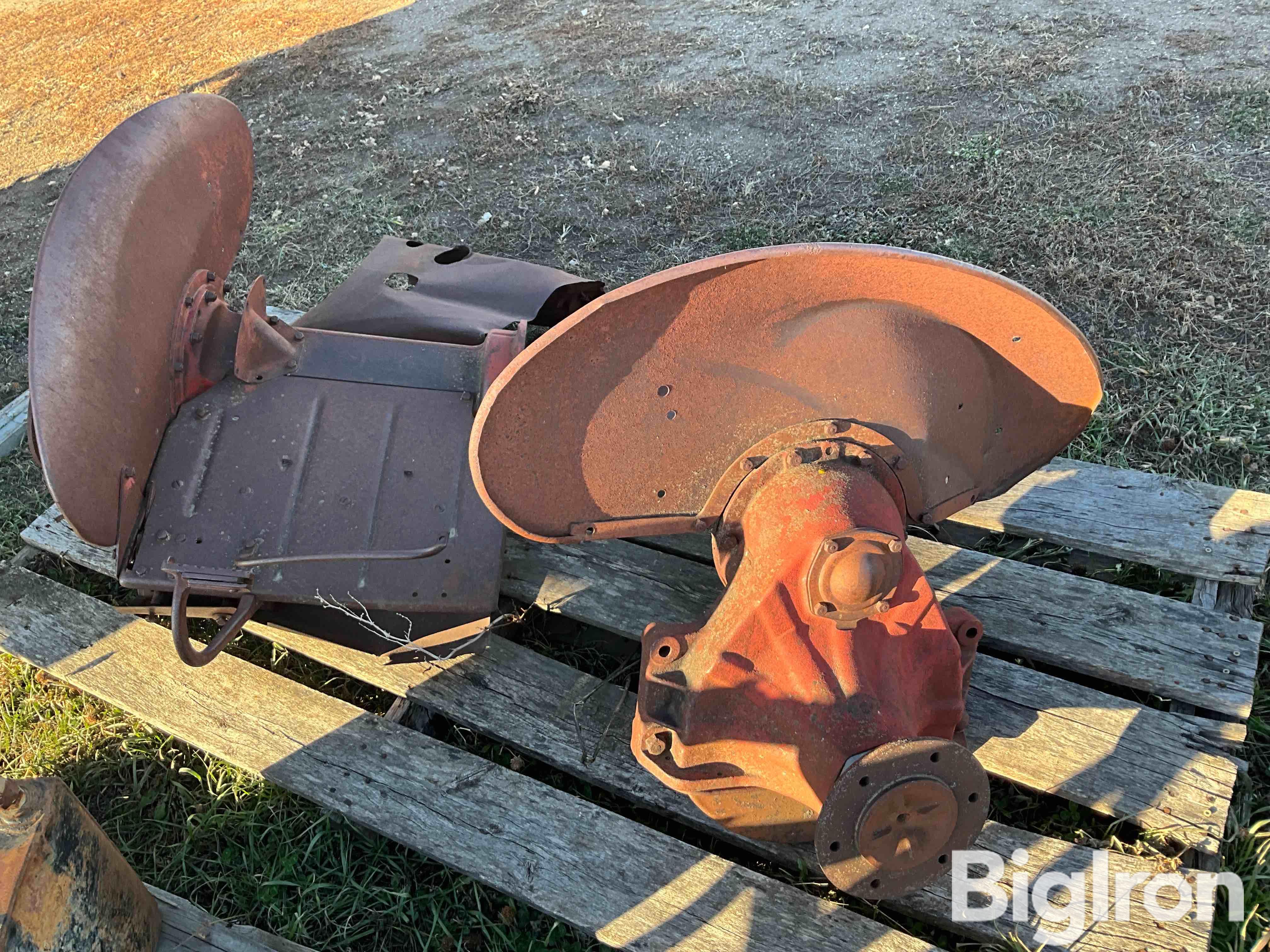 Farmall B Rear Ends BigIron Auctions