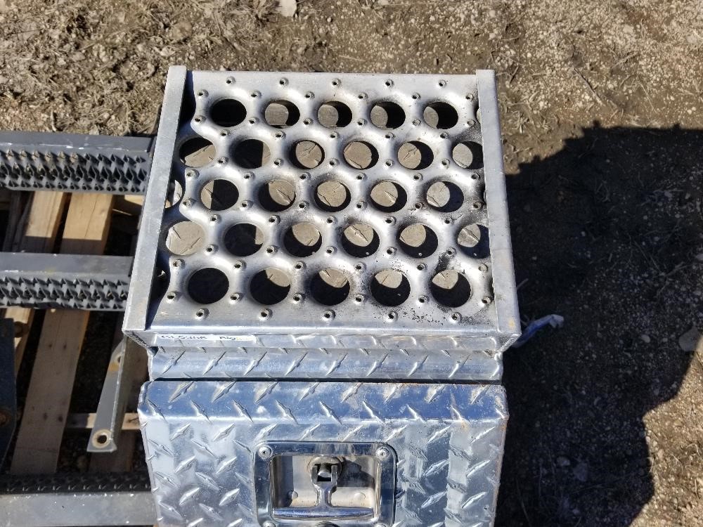 Truck Side Toolbox And Steps BigIron Auctions